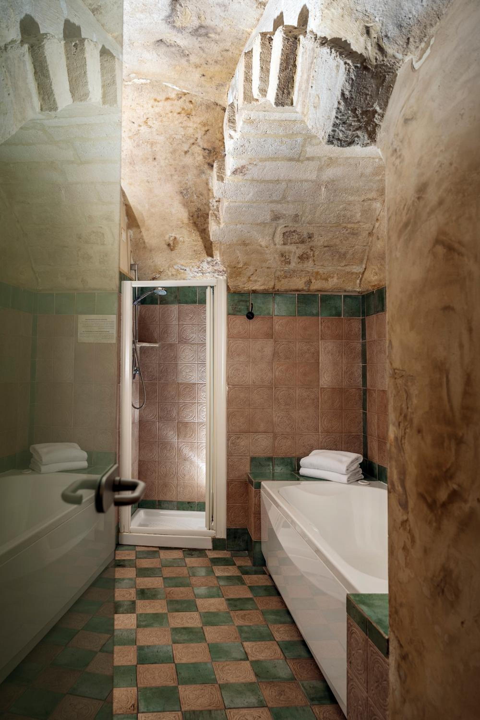Superior Double or Twin Room - Photo 7