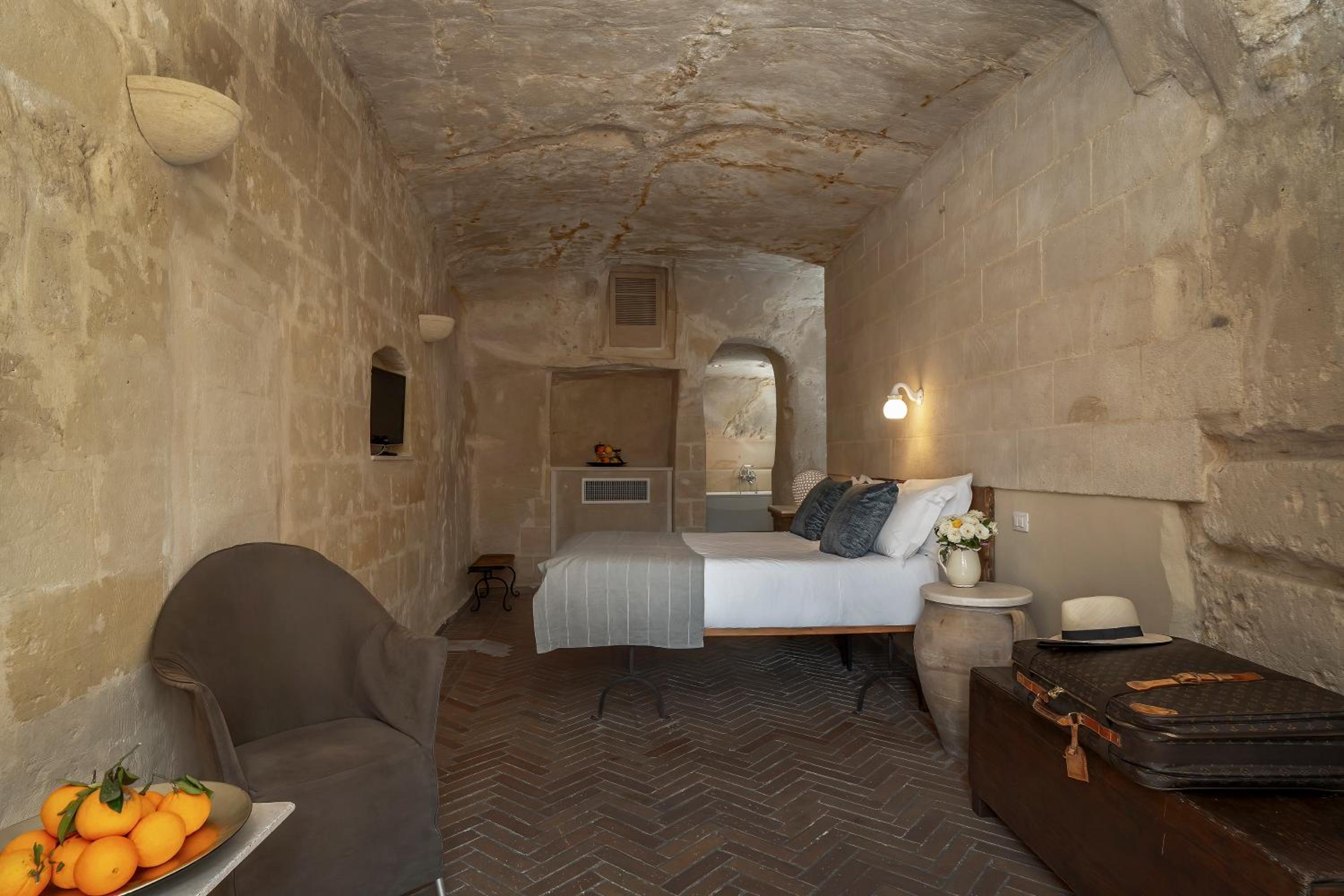 Junior Suite - Photo 13