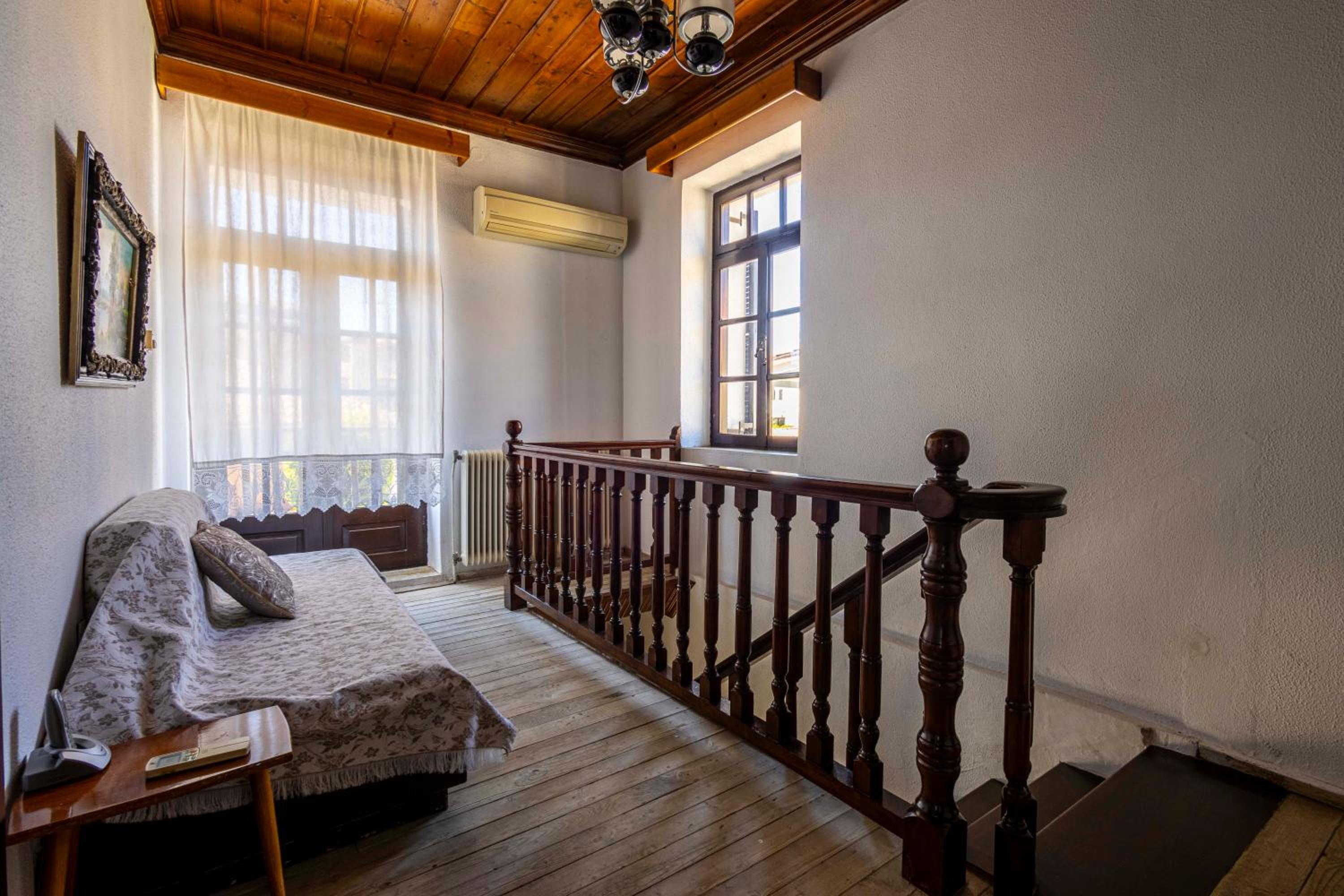 Three-Bedroom Villa photo 1