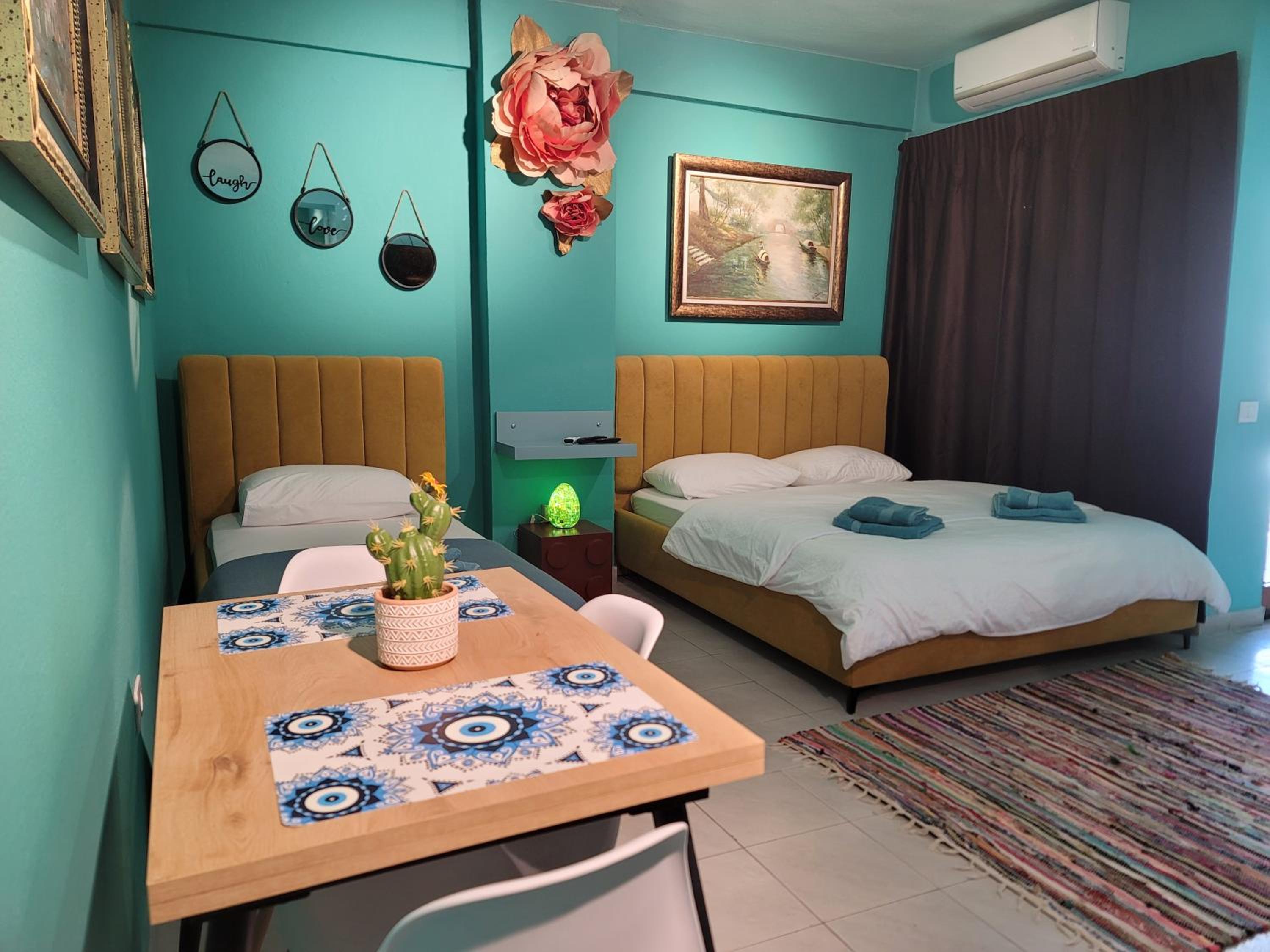 One-Bedroom Apartment