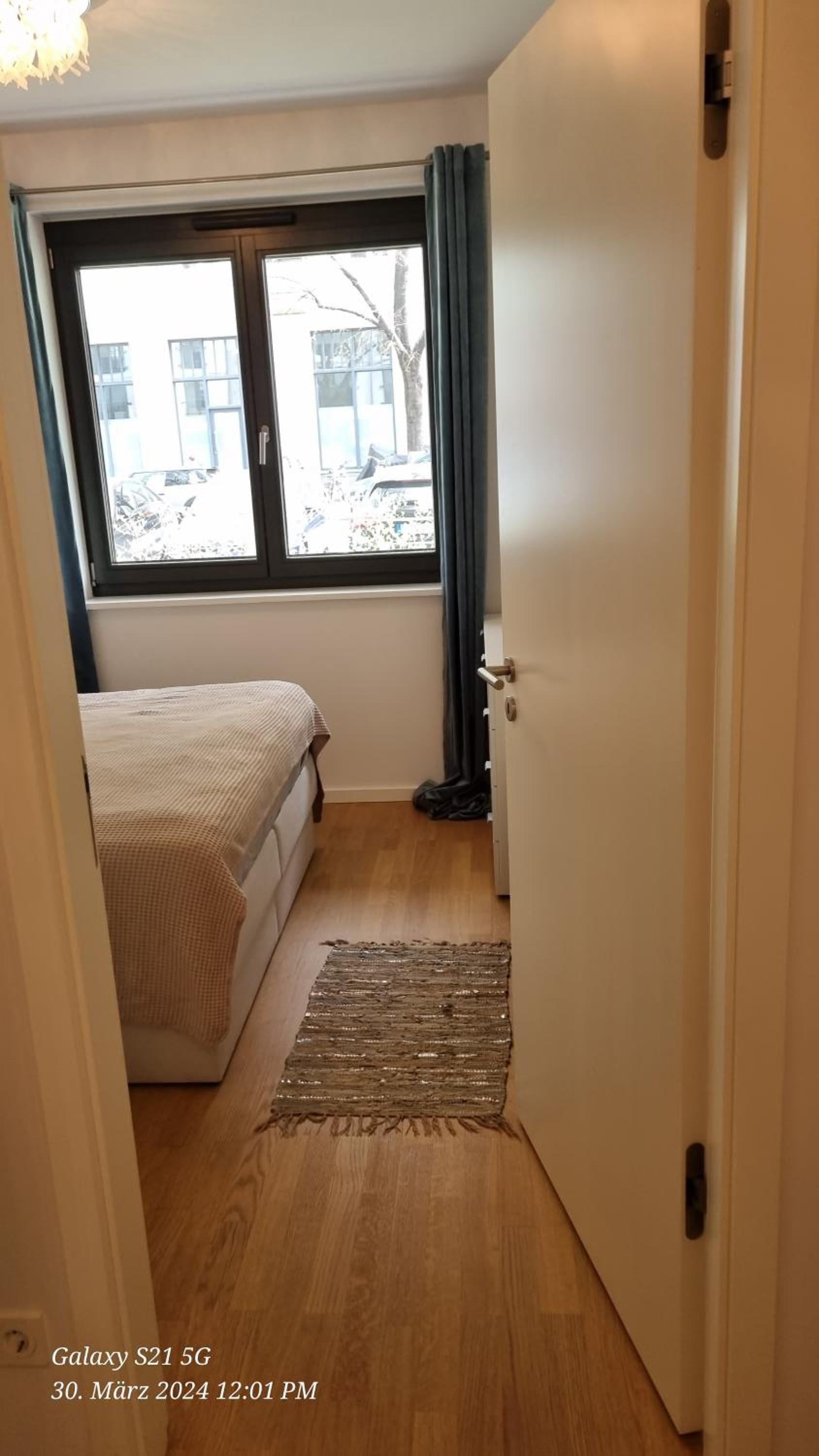 One-Bedroom Apartment photo 2