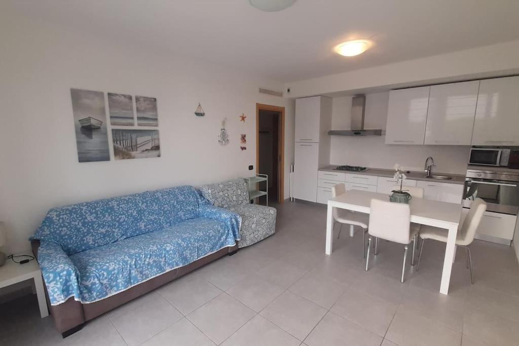 One-Bedroom Apartment with Garden