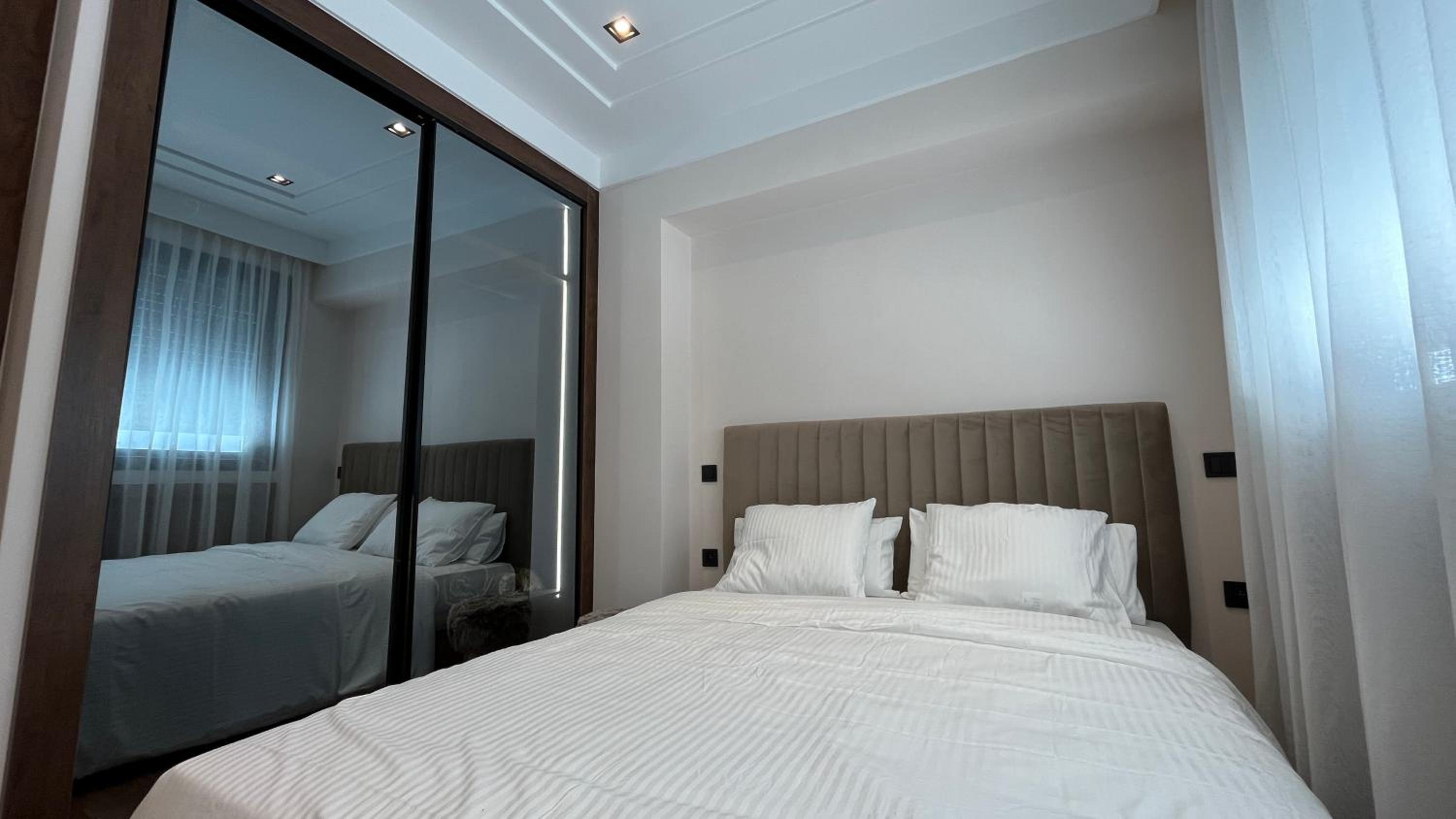 Suite With Garden View - Photo 2