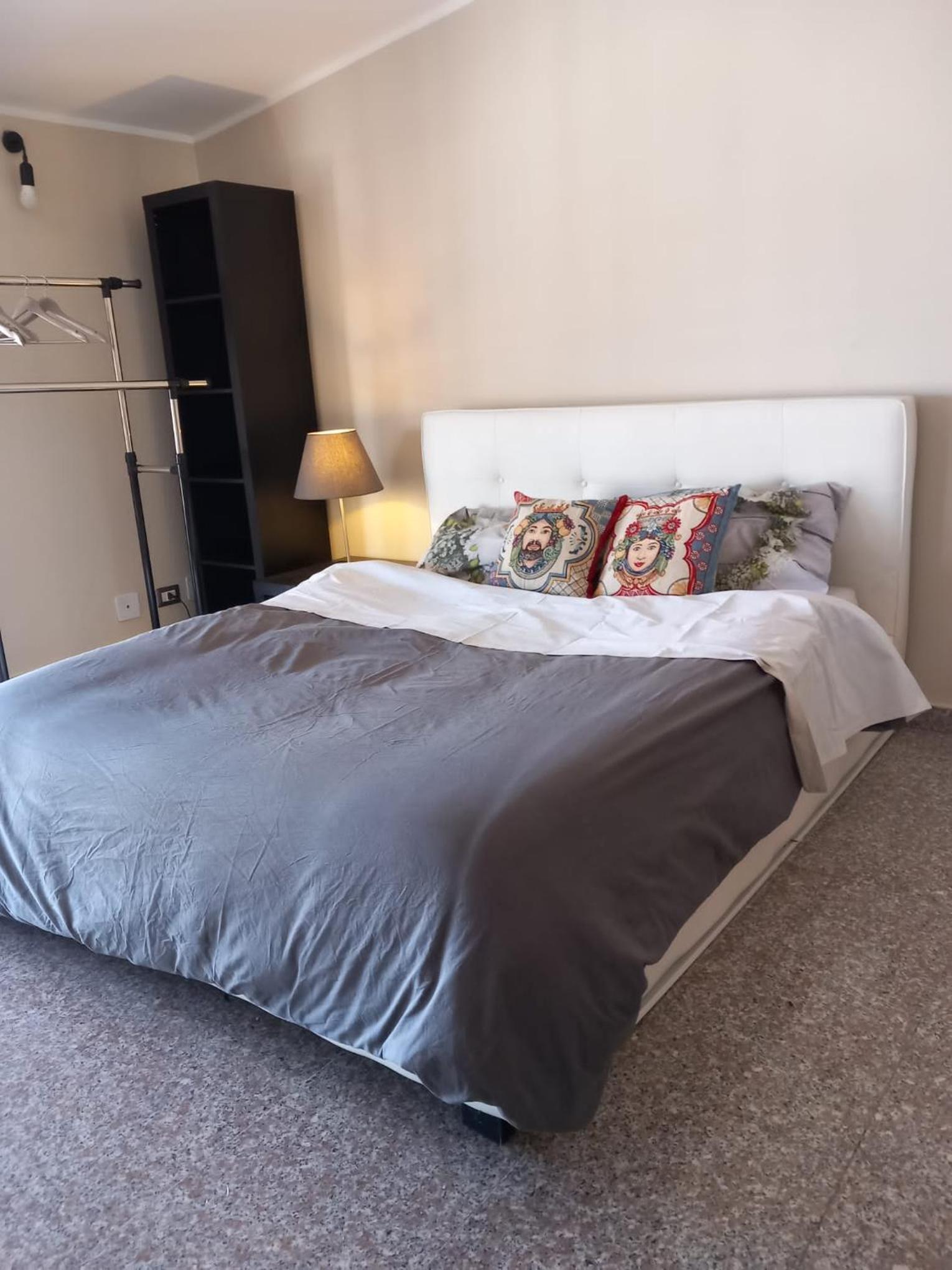 Deluxe Studio