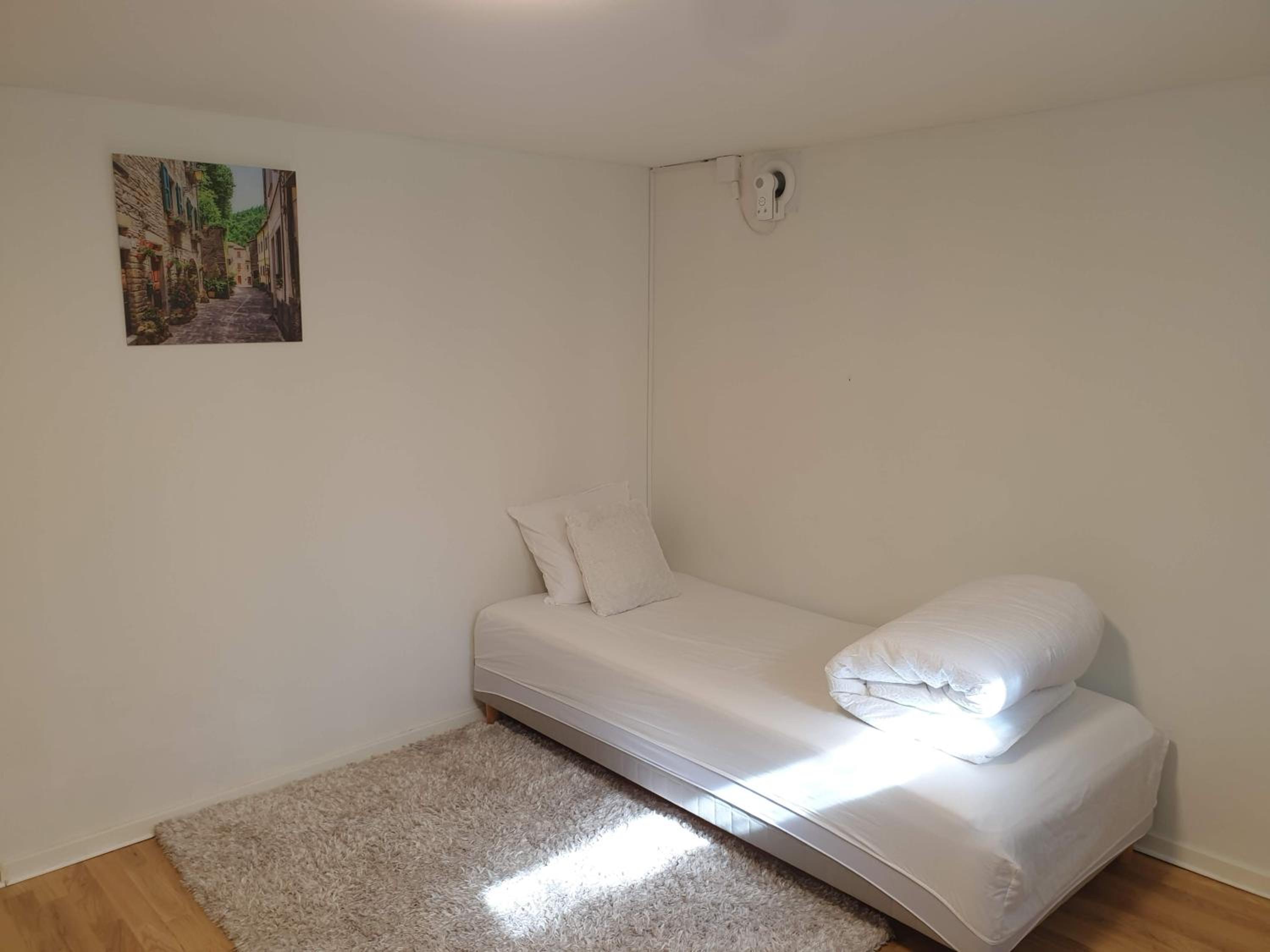 Three-Bedroom House photo 1