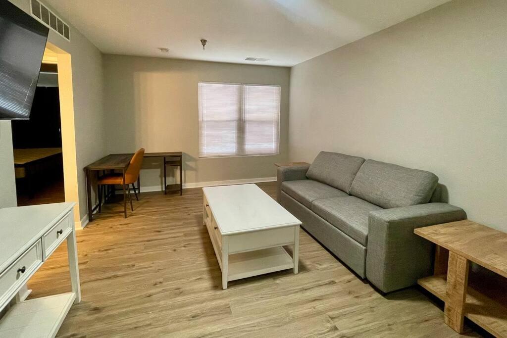 Apartment photo 1