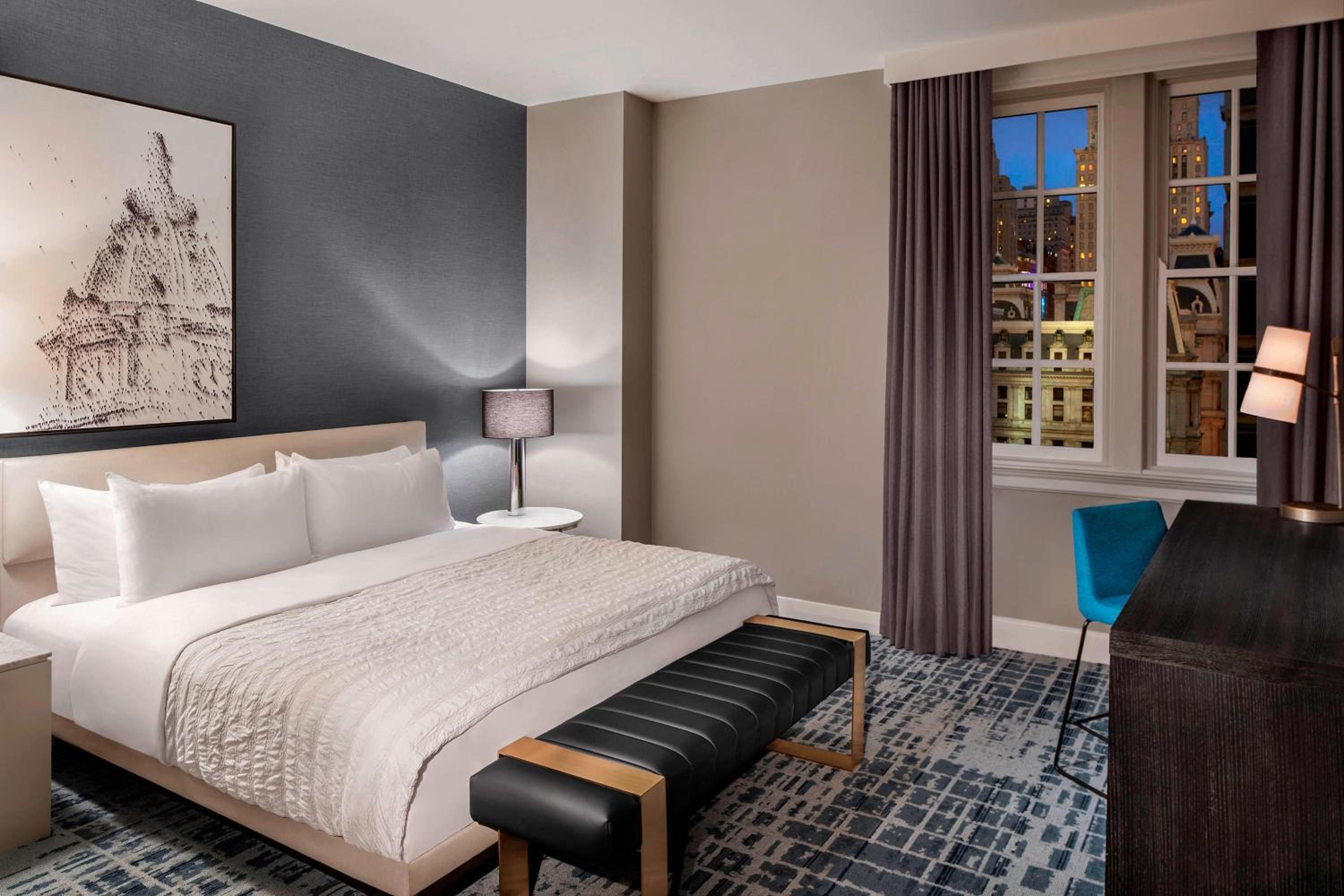 Executive King Room - Photo 3