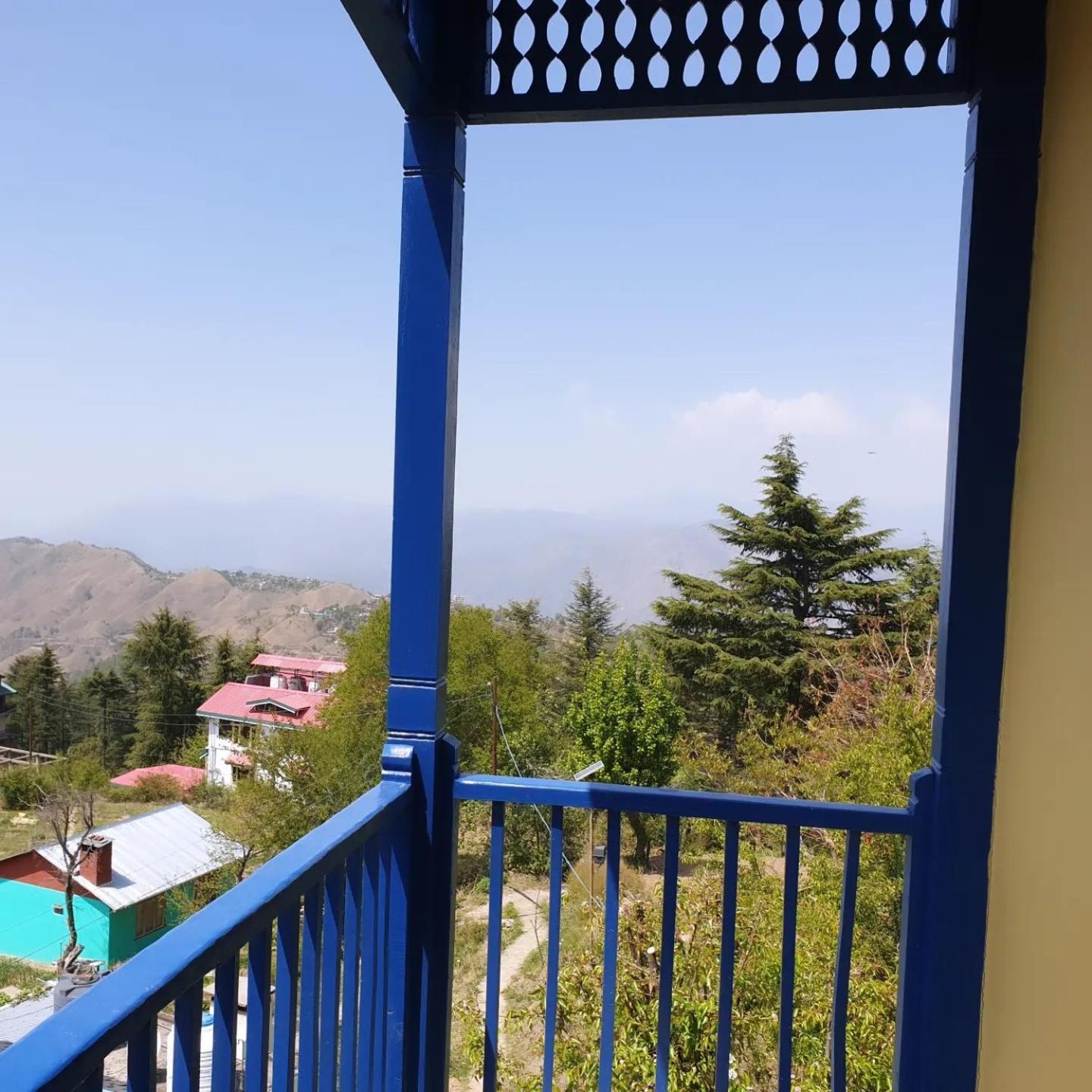 Deluxe Double Room with Balcony photo 3