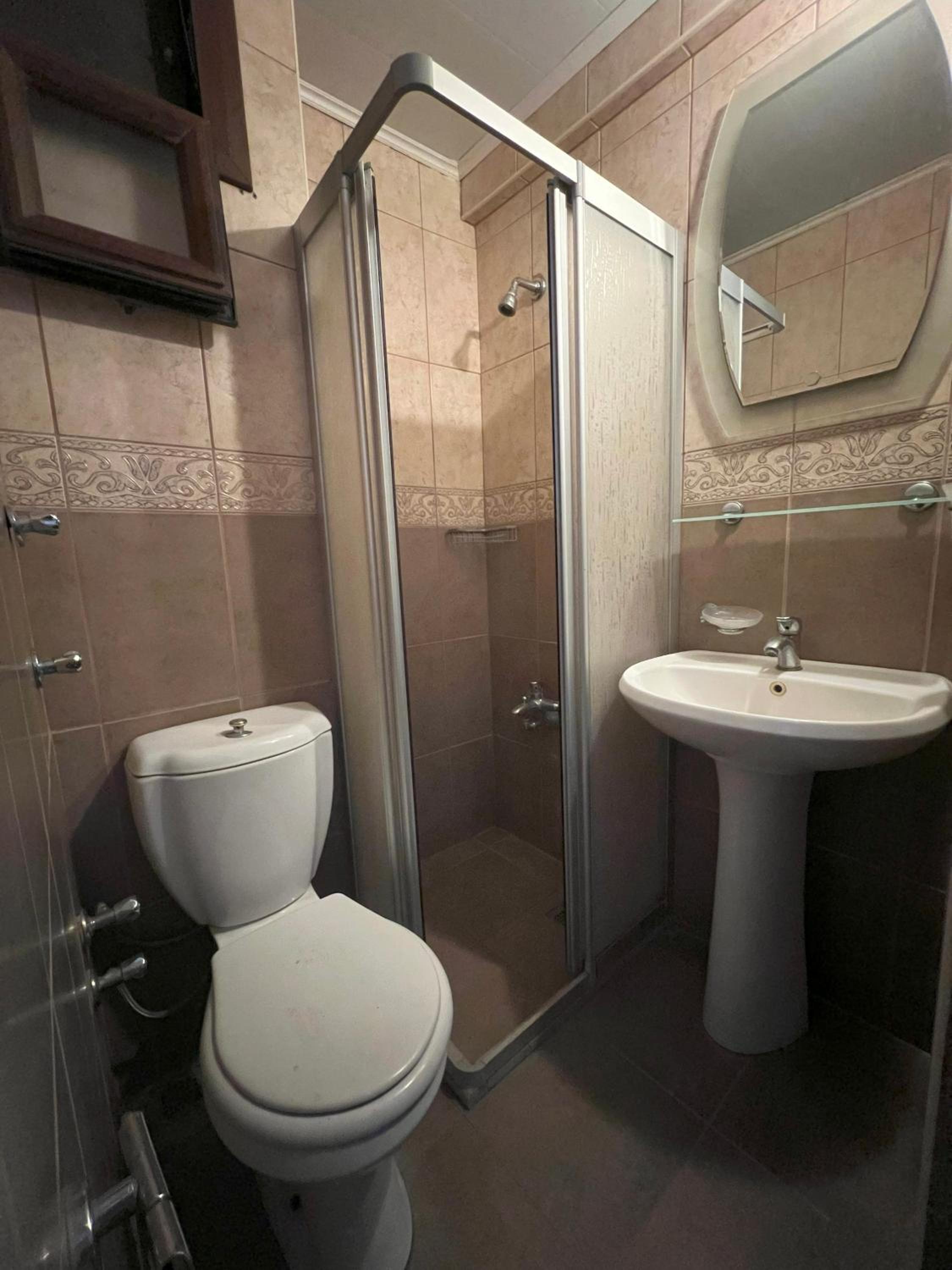 Budget Double or Twin Room - Photo 4