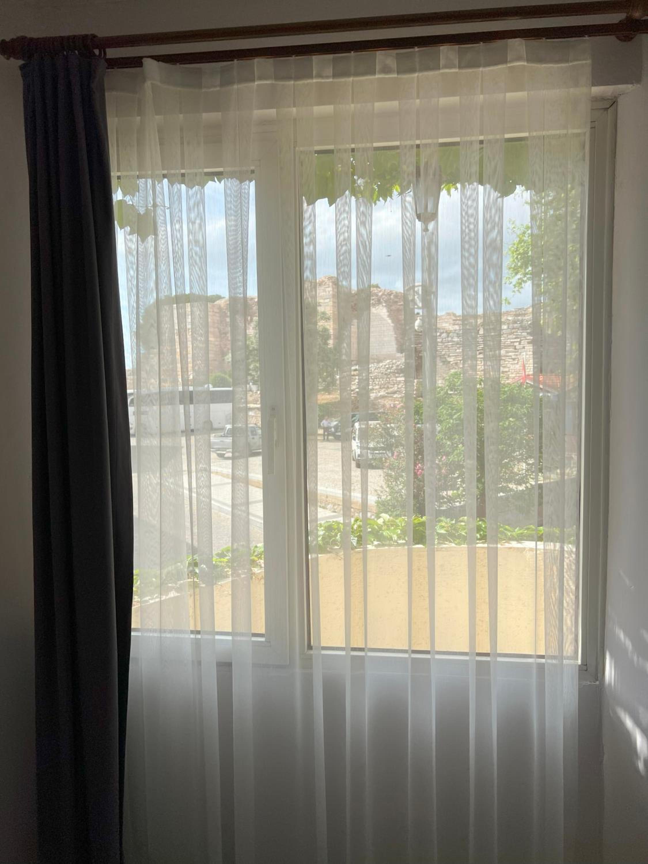 Triple Room with View - Photo 2