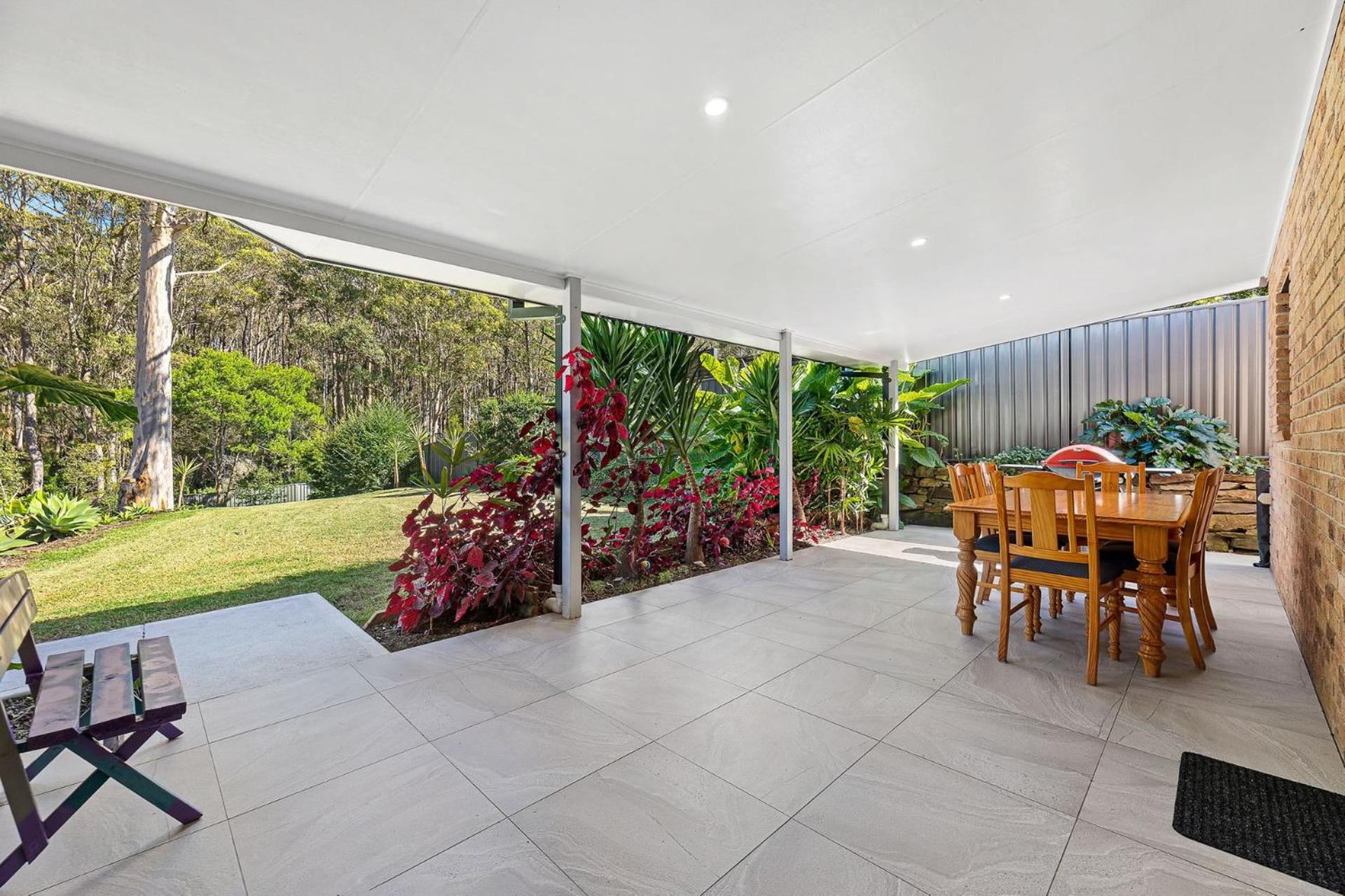 Three-Bedroom House photo 2
