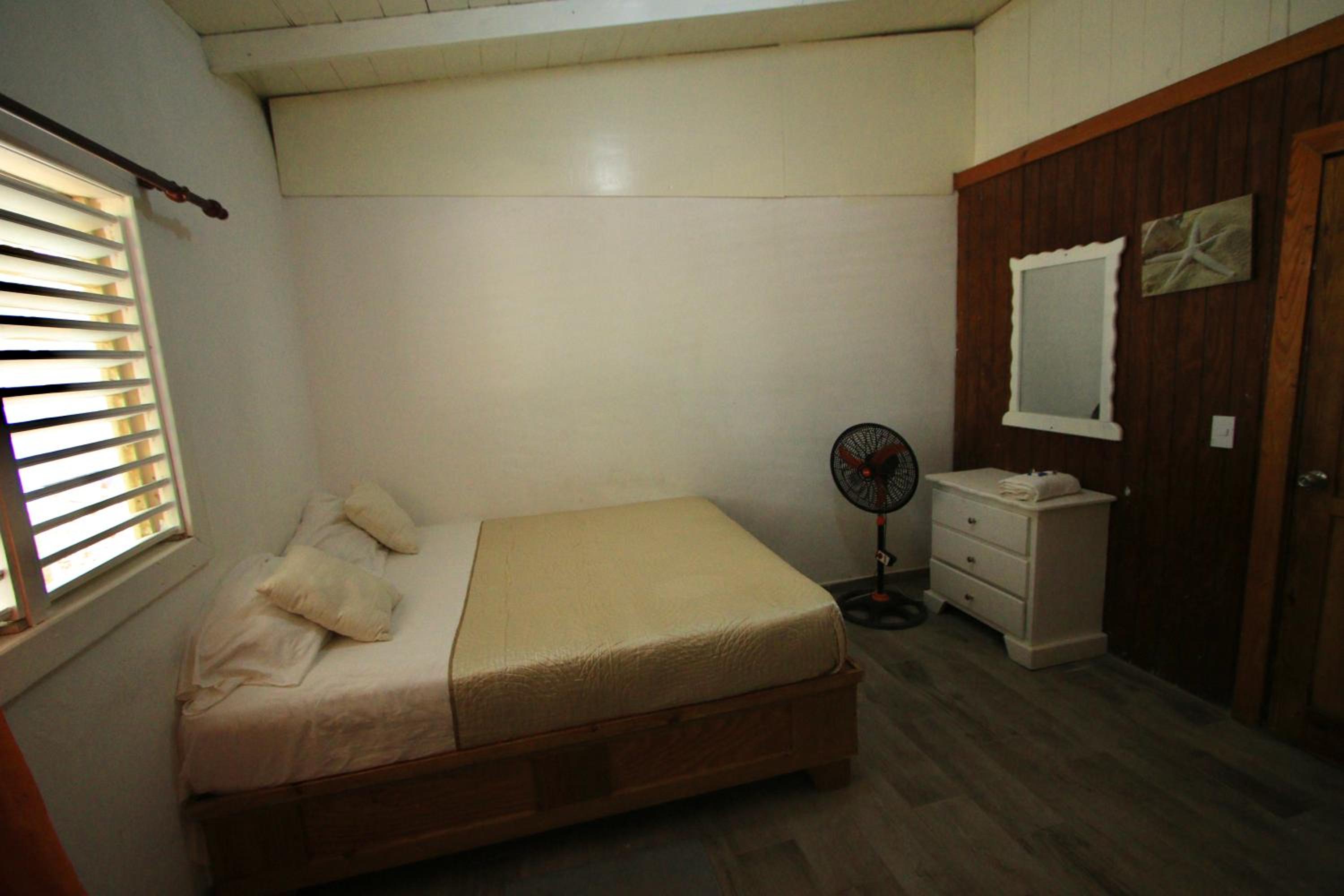 Double Room with Private Bathroom photo 1
