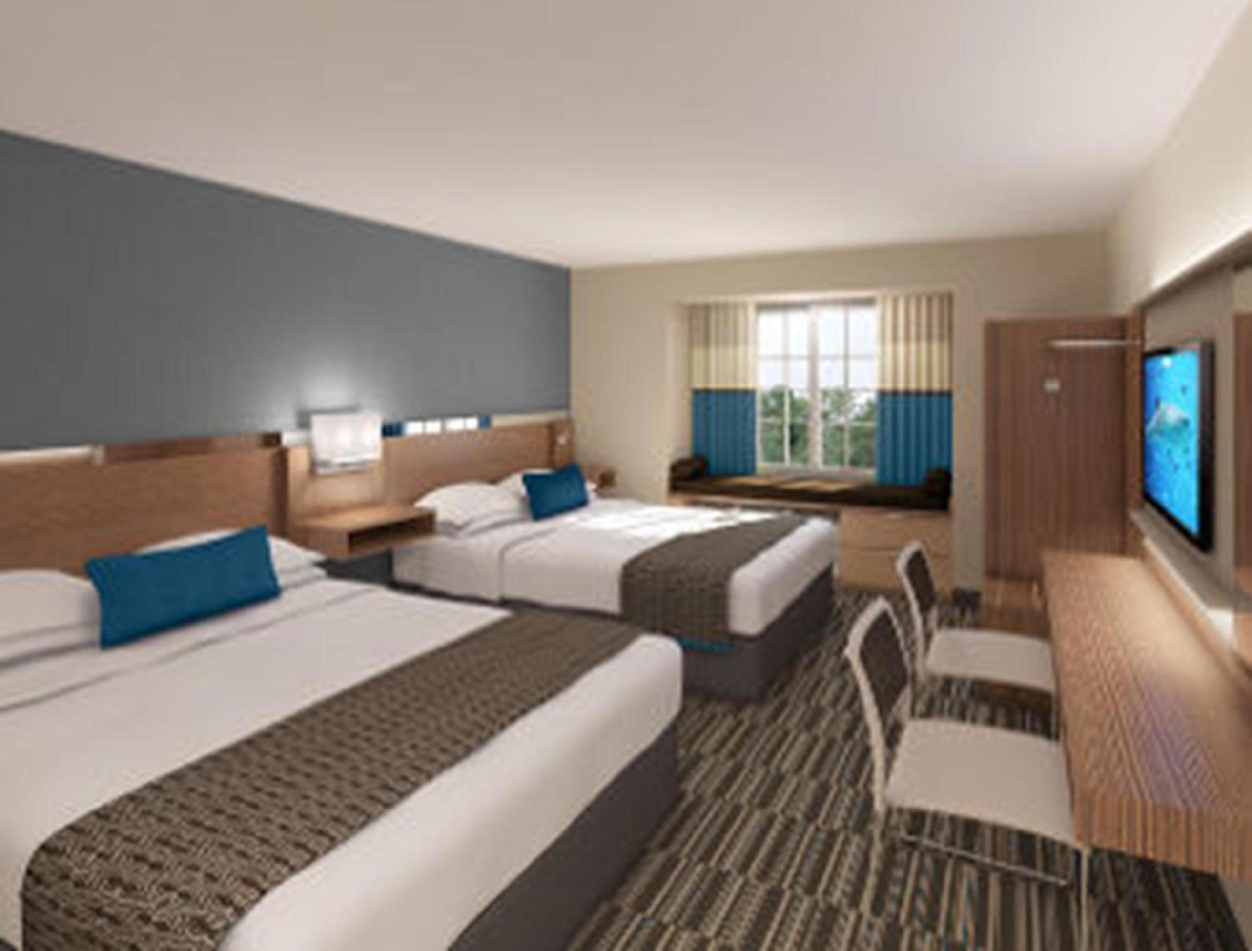 Queen Room with Two Queen Beds - Non-Smoking photo 1