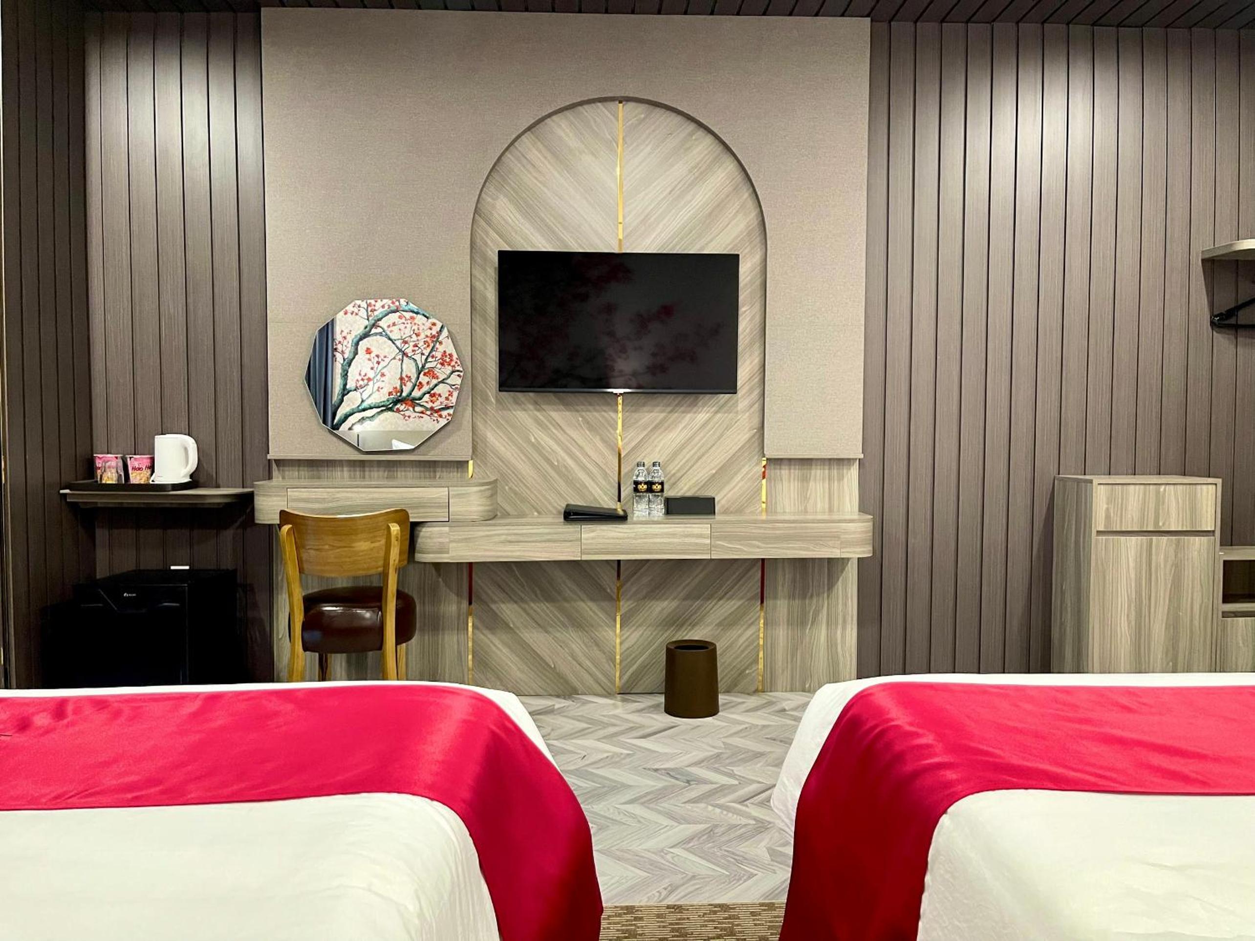 Twin Room - Photo 13