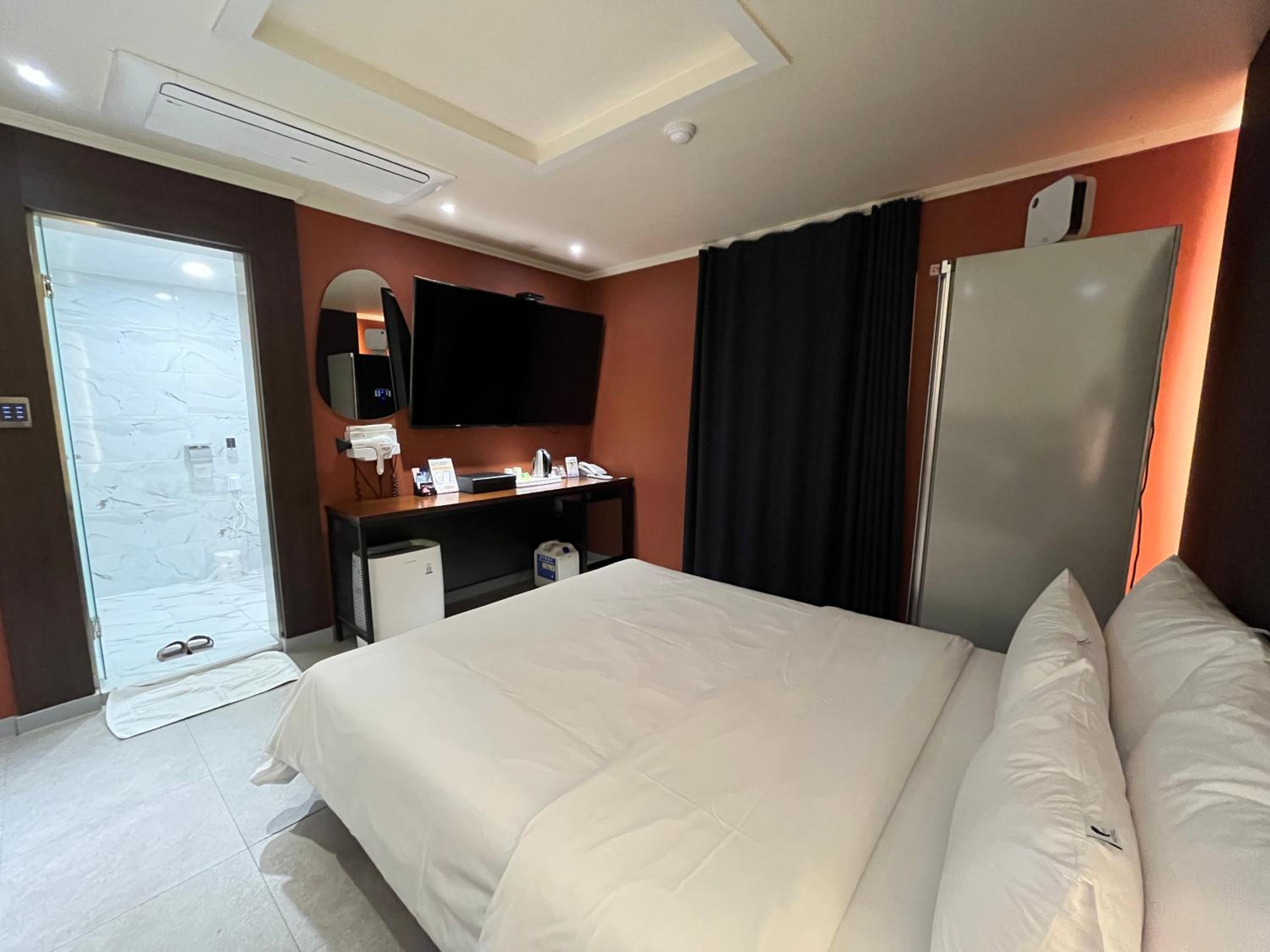 Deluxe Double Room - Photo 5