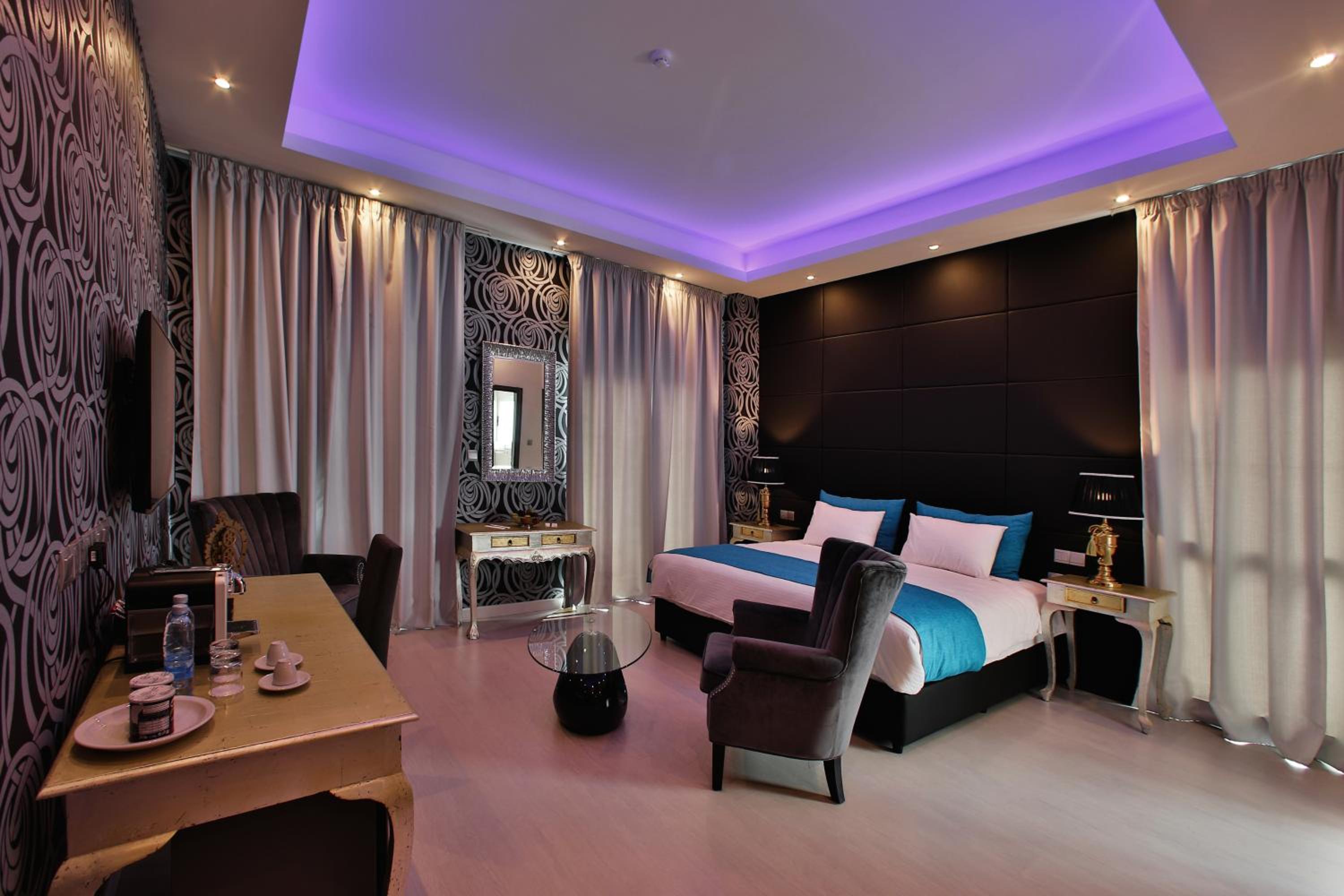 Junior Suite with Balcony