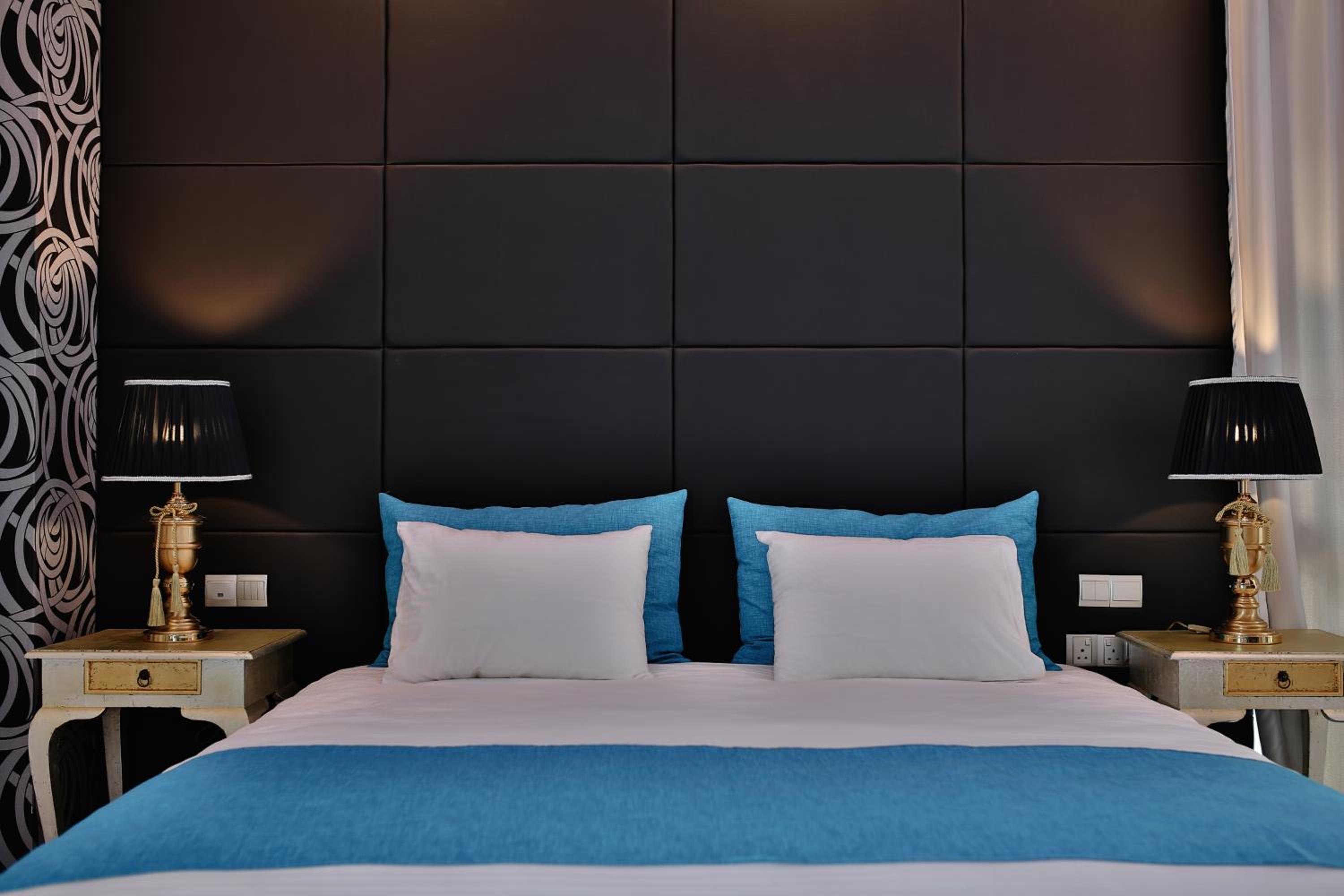 Junior Suite with Balcony photo 2