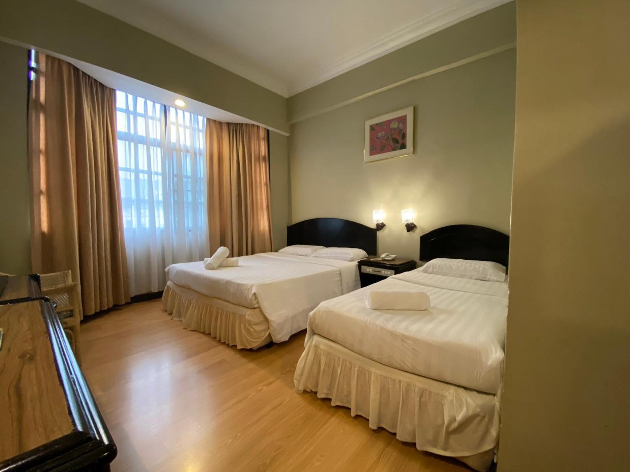 Superior Triple Room photo 2