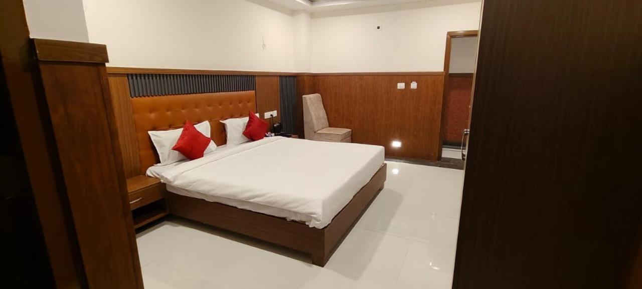 Superior Double Or Twin Room With City View photo 2