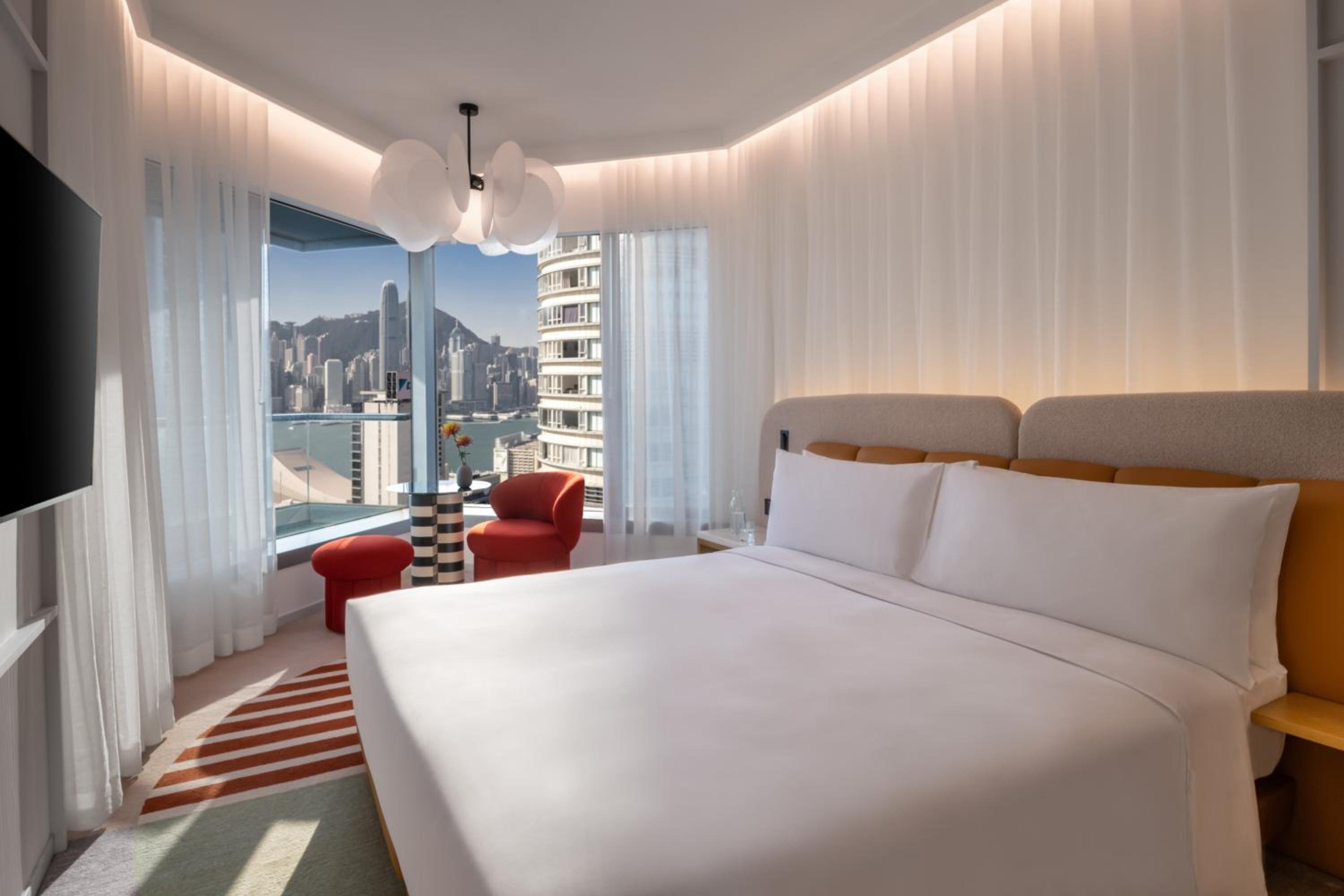 Skyline Deluxe King Room