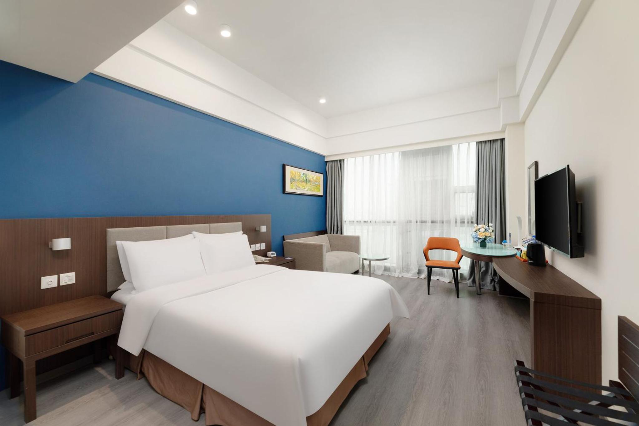 Standard Queen Room - Photo 2