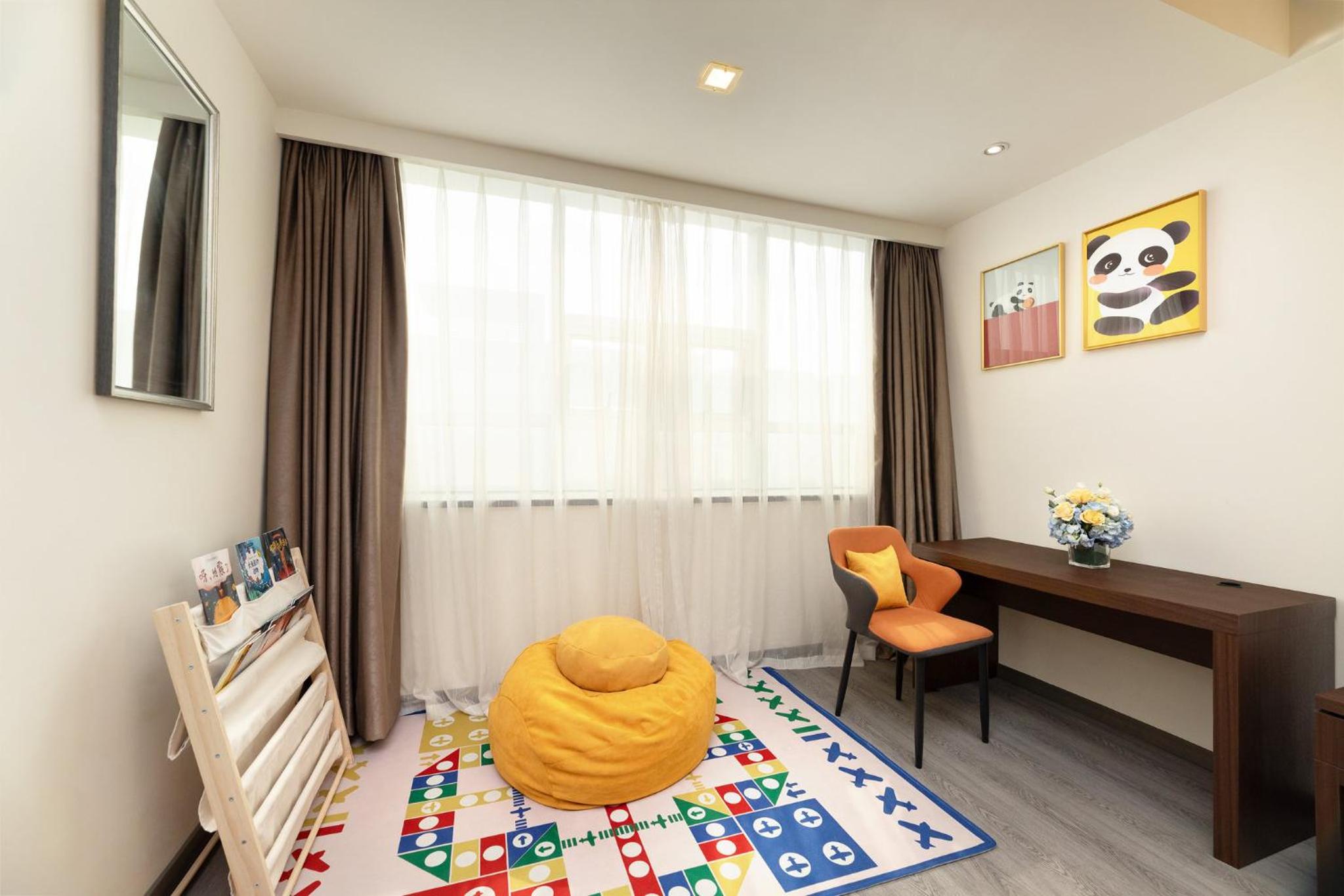 Queen Suite - Photo 5