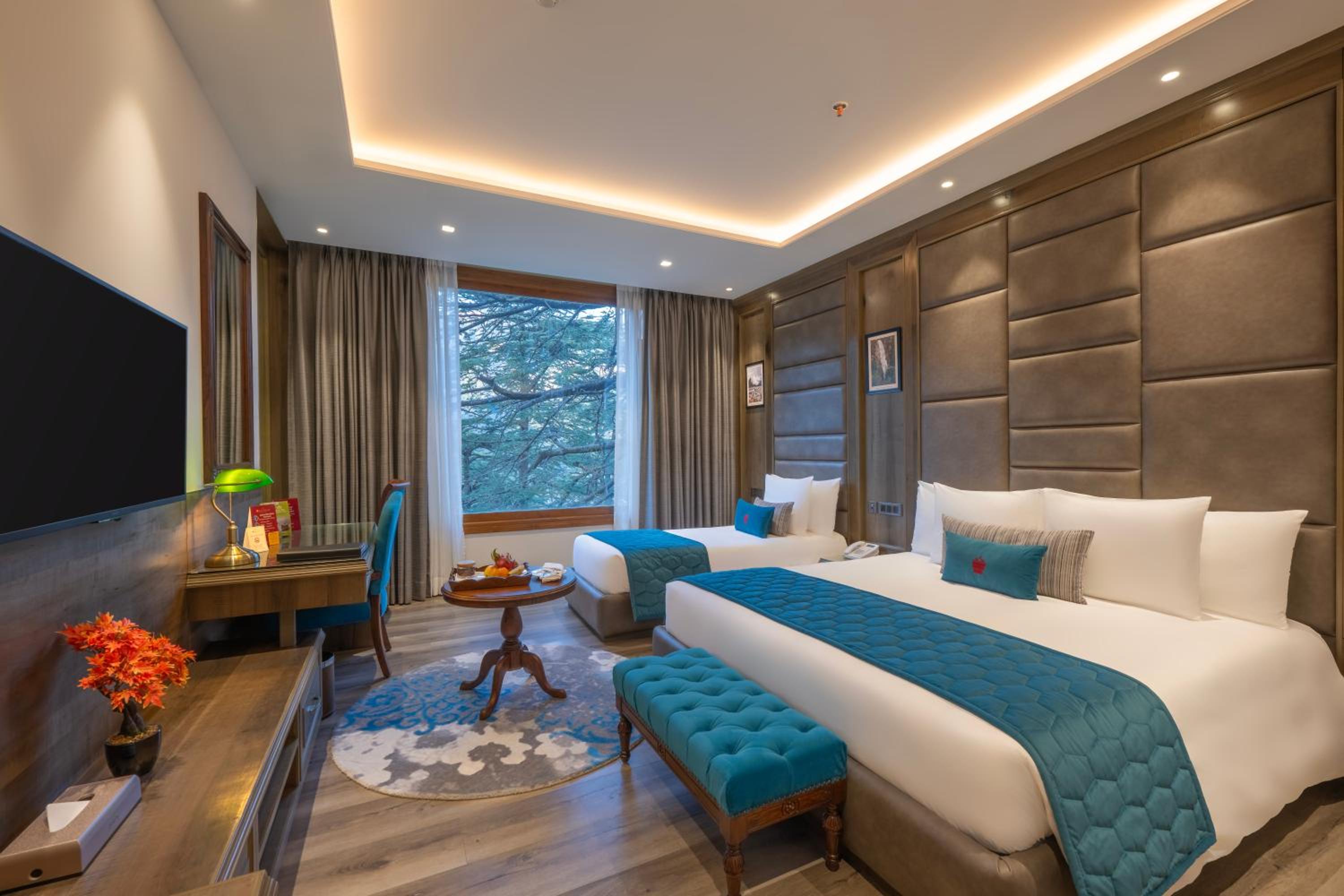 Superior King Room