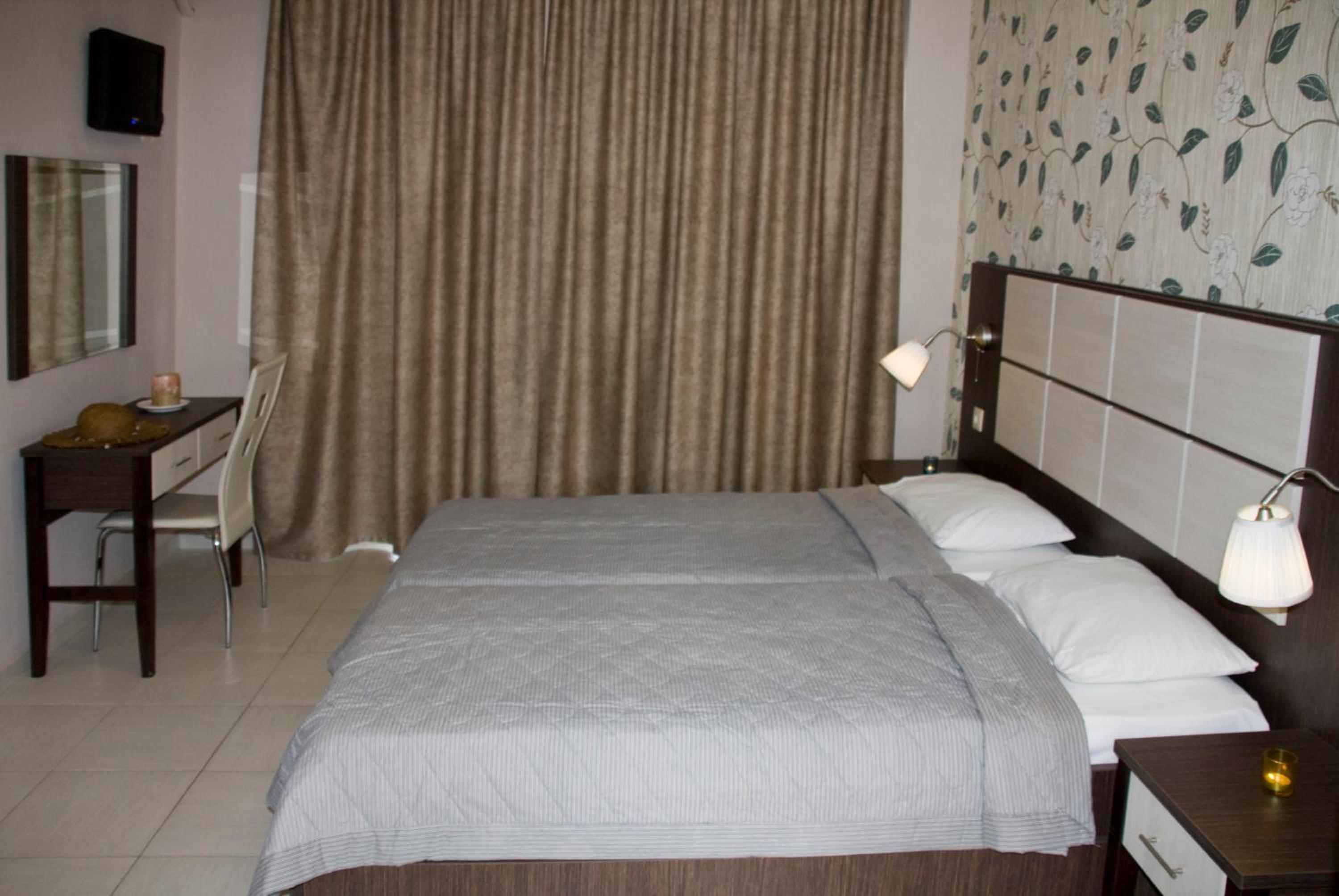 Standard Twin Room with Sea View
