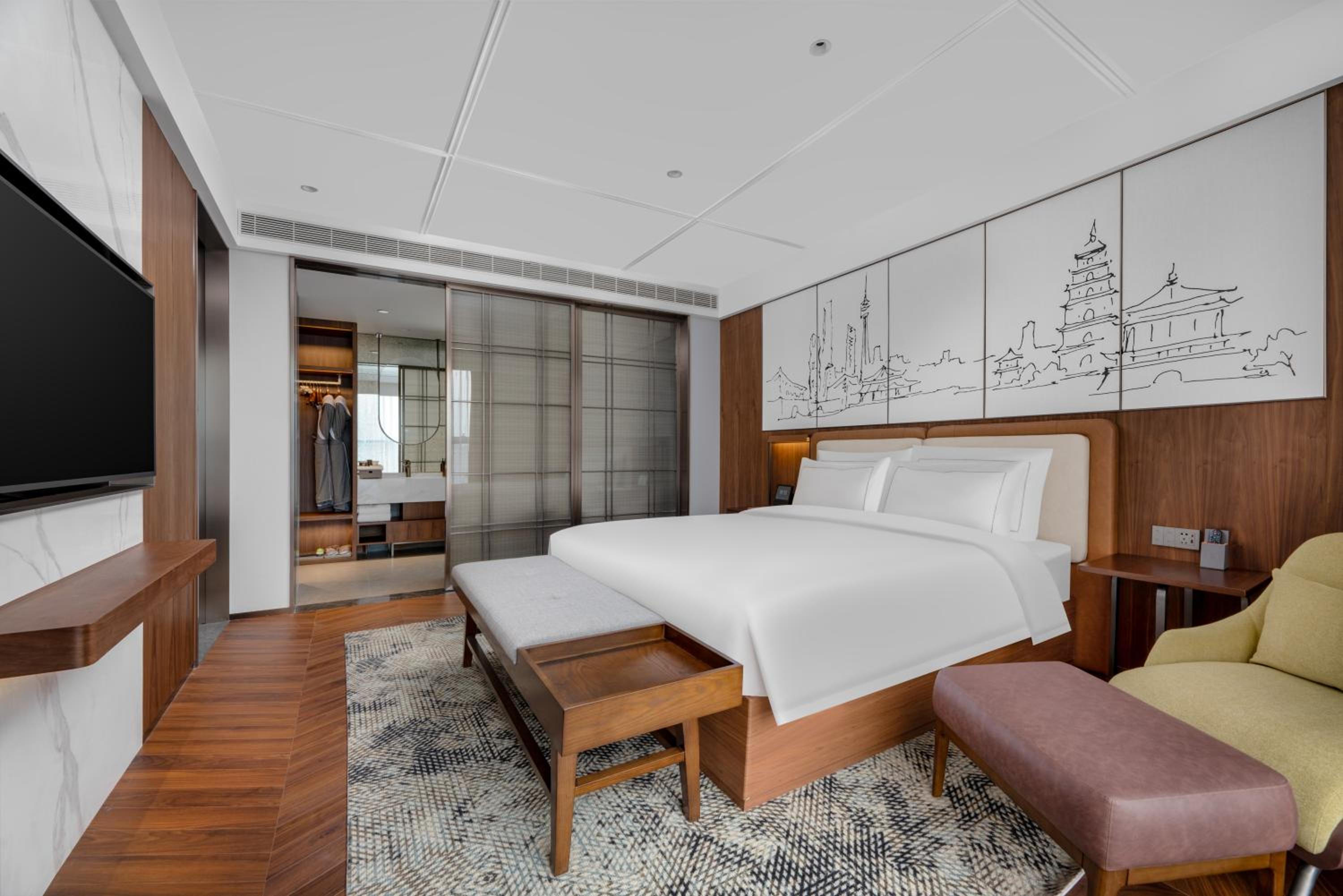 Suite with Spa Bath