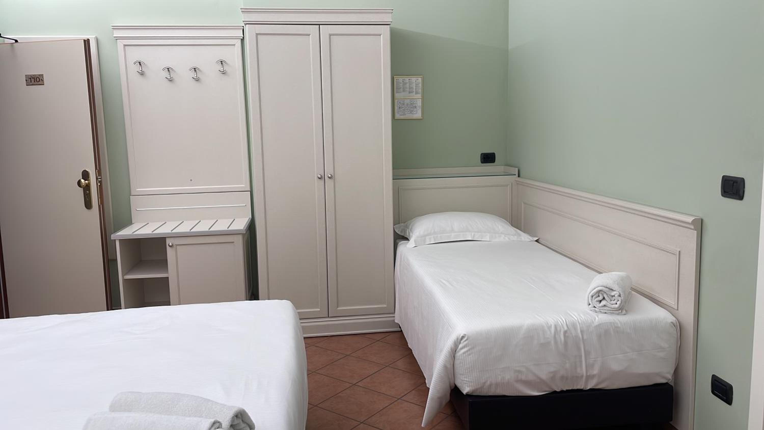 Quadruple Room photo 3
