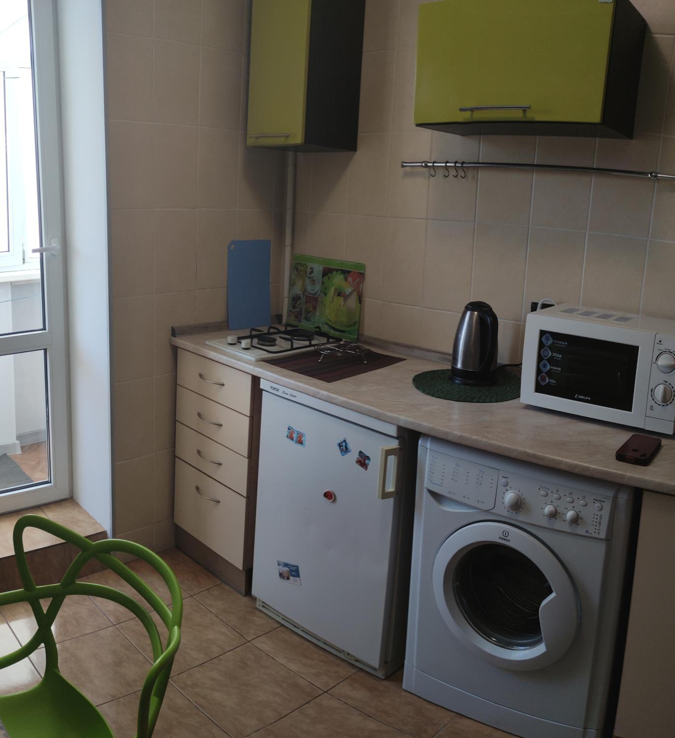 One-Bedroom Apartment photo 2