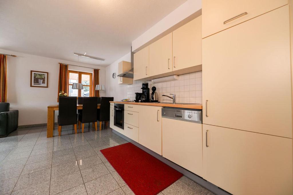 Two-Bedroom Apartment With Balcony photo 2