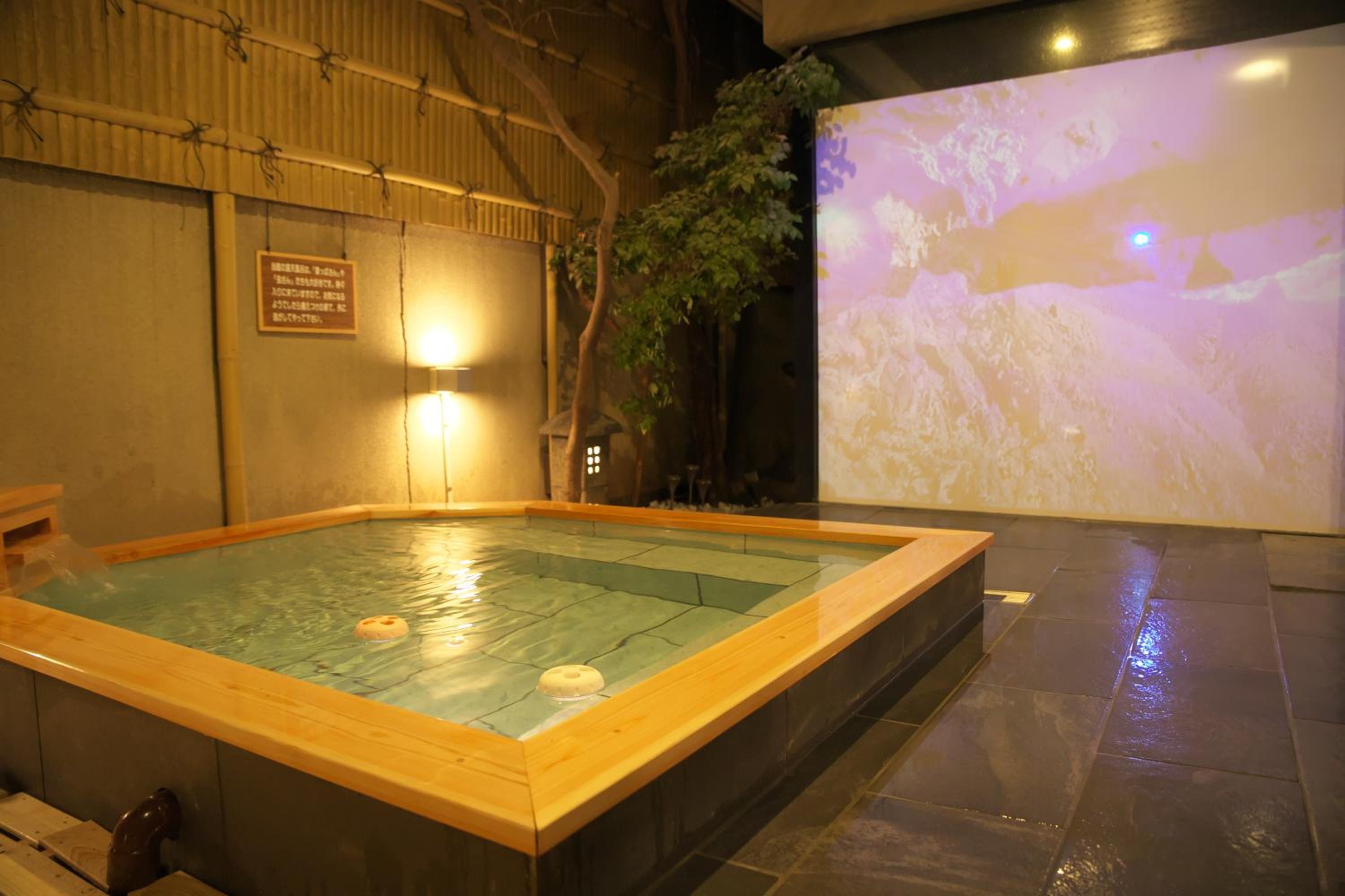 Japanese-Style Quadruple Room photo 2