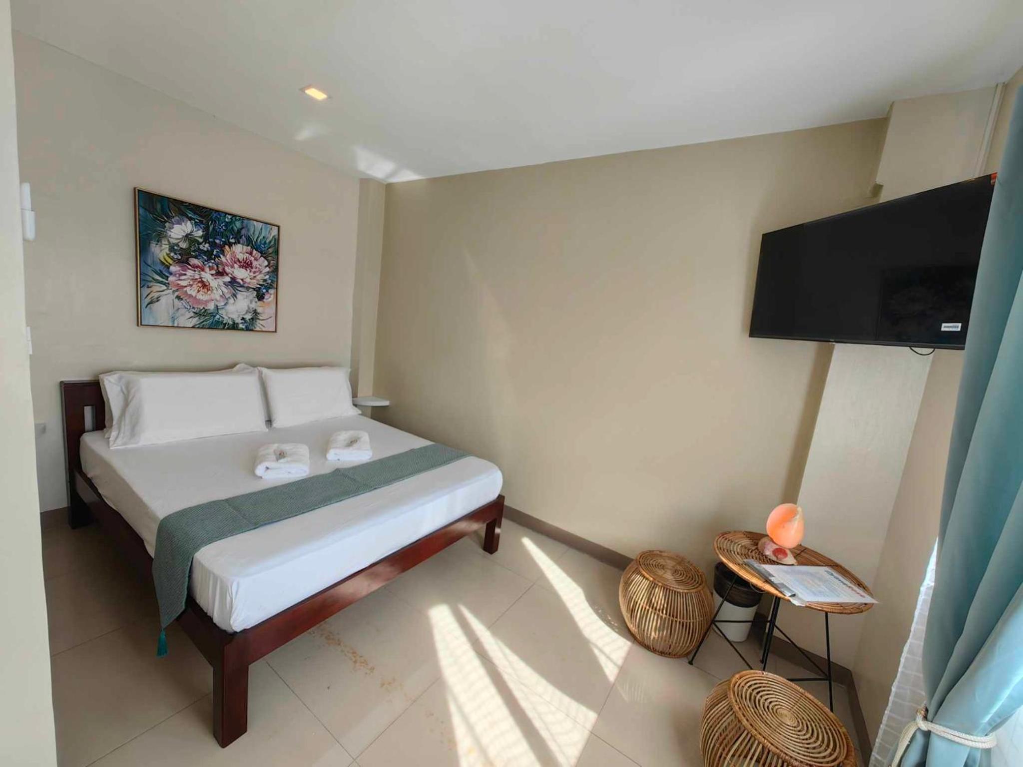 Double Room with Shared Bathroom photo 1