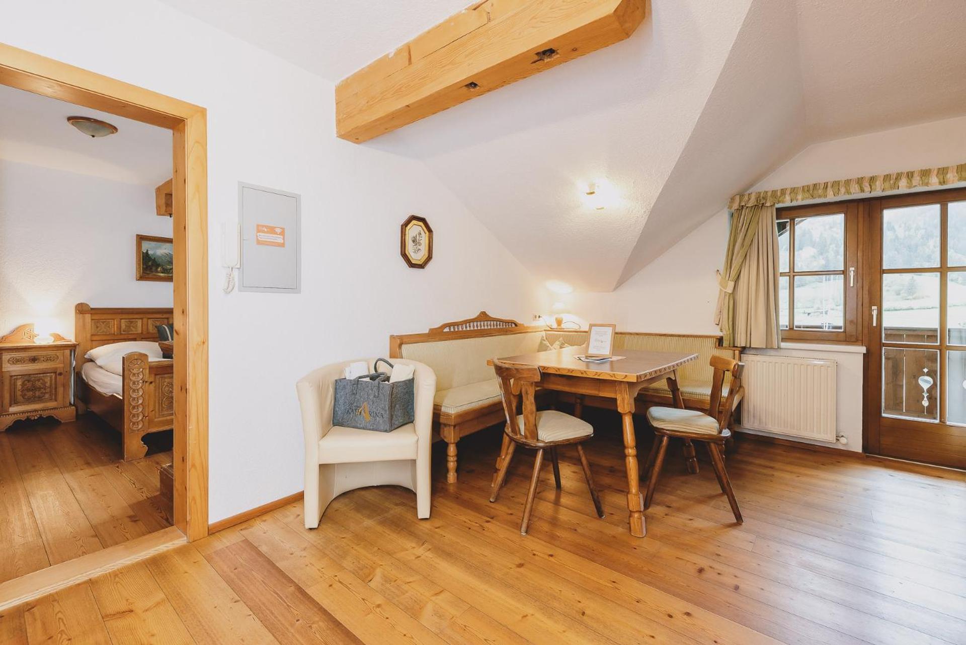 Apartment with Balcony and free spa entry to Alpentherme  photo 1