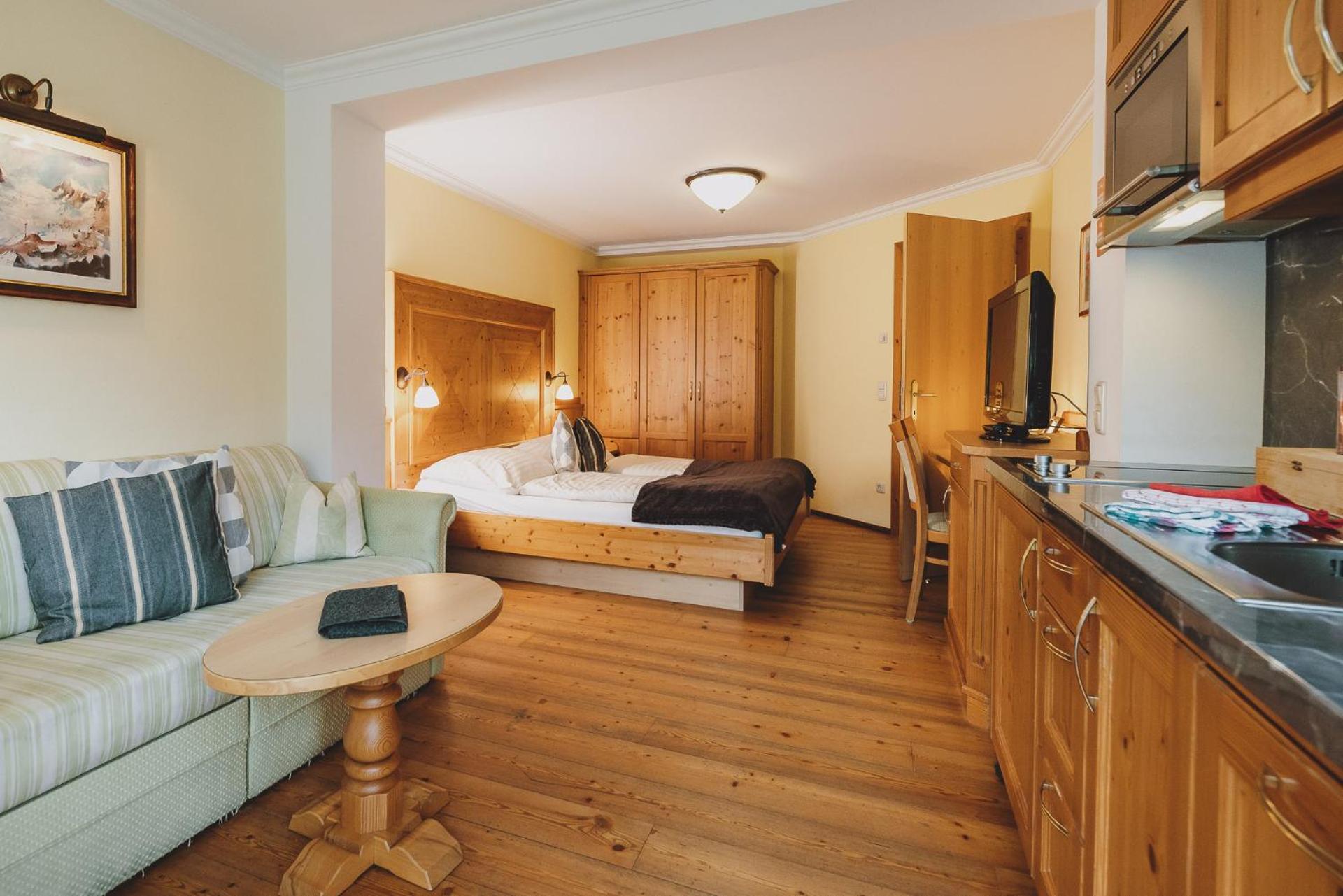Two-Bedroom Apartment and free entry to Alpentherme photo 1