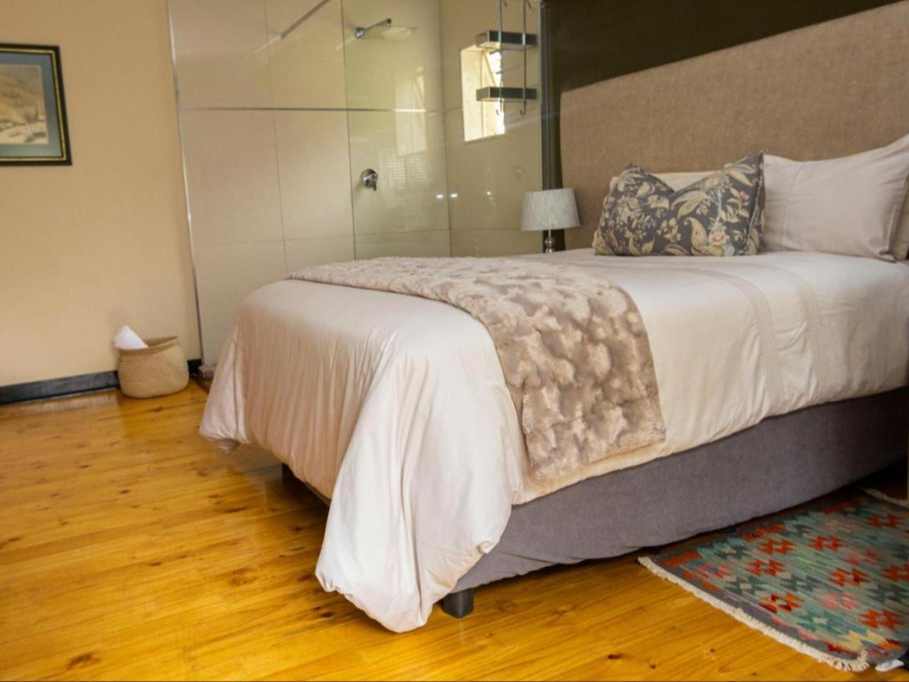 Luxury Queen Room photo 3