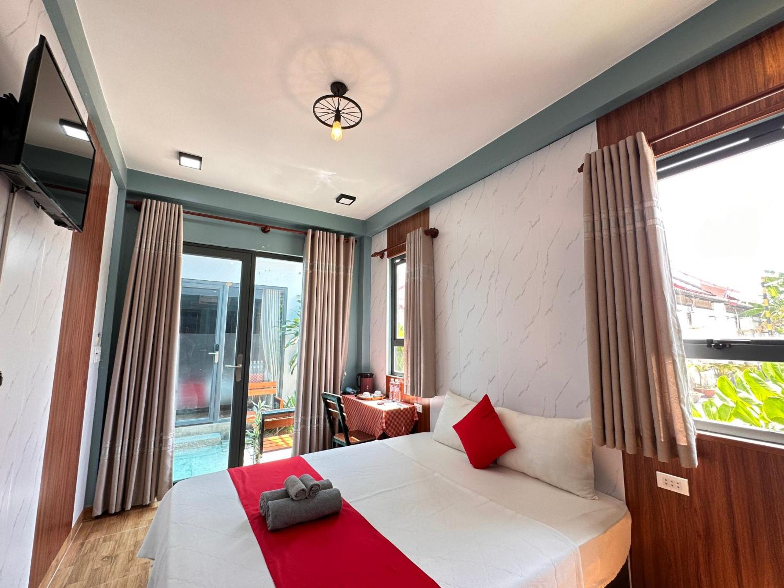 Economy Double Room