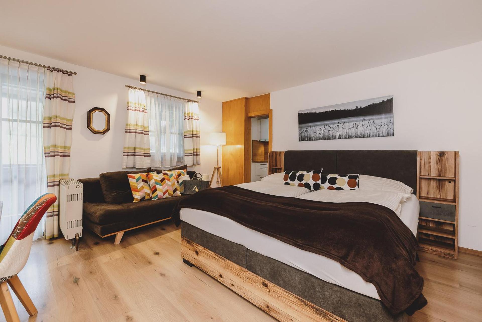 Apartment with shower and free spa entry to Alpentherme  photo 1