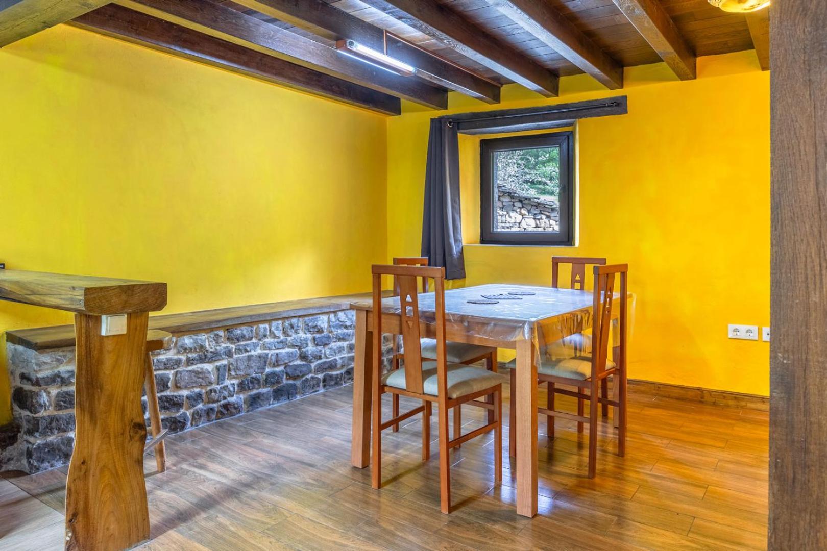 Three-Bedroom House photo 2