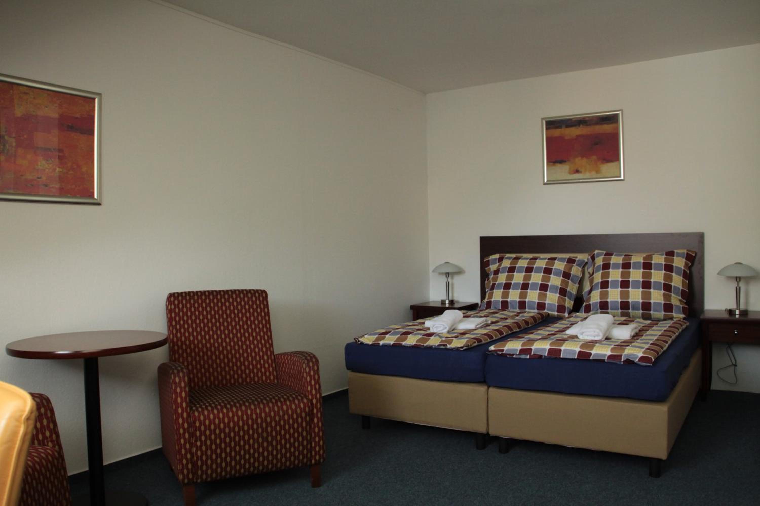 Quadruple Room with Private Bathroom