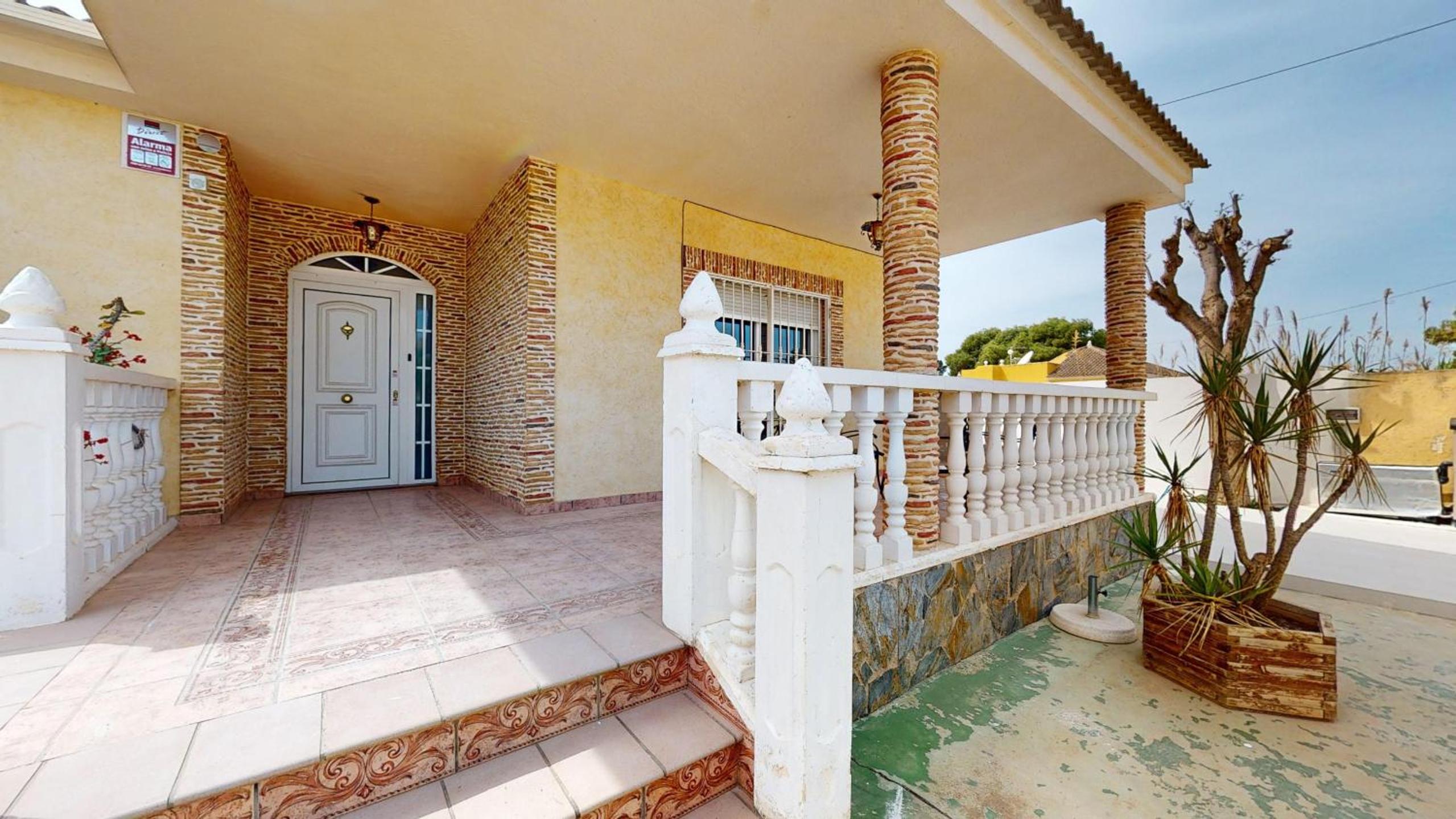Villa With Private Pool photo 2