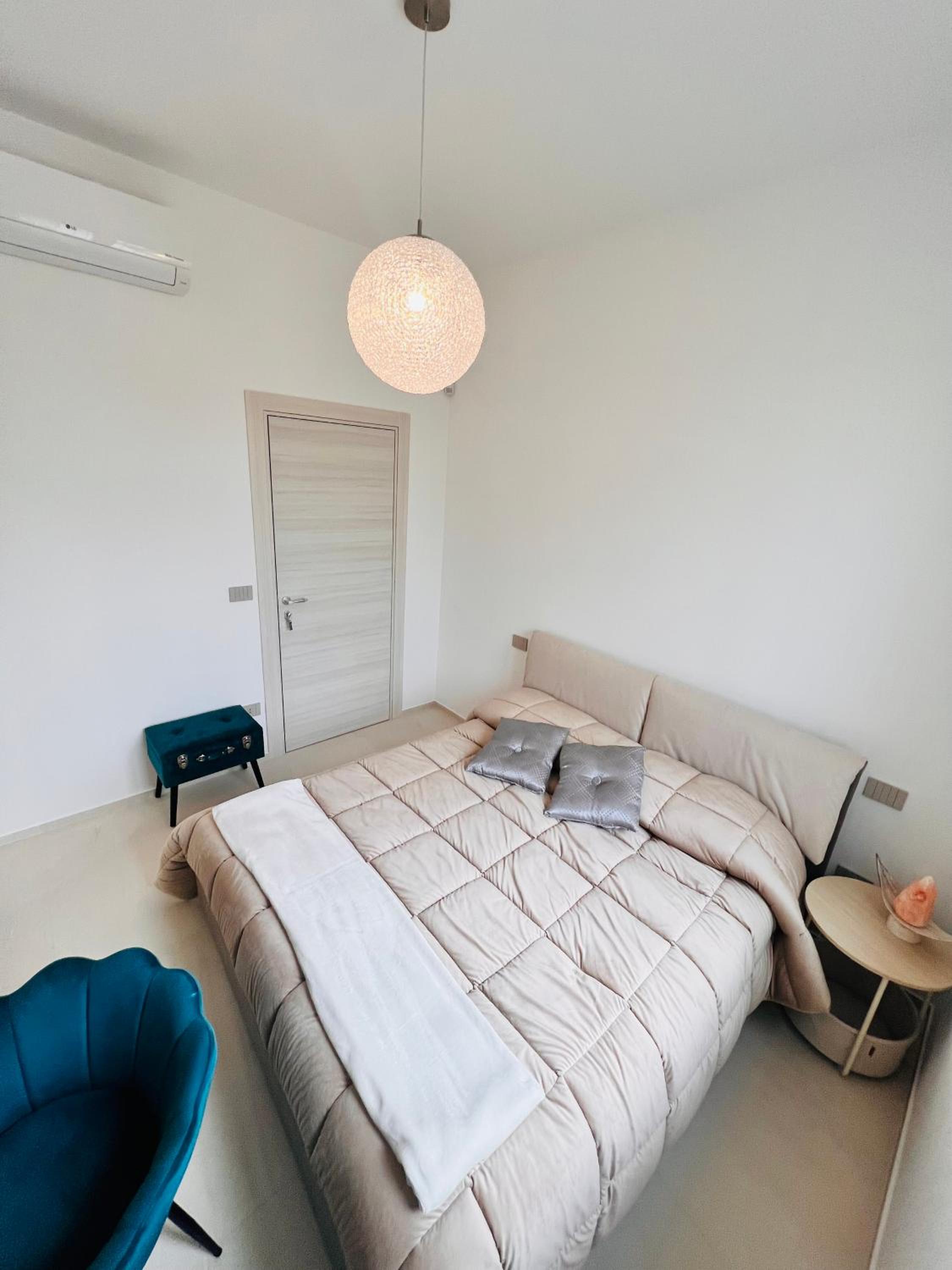 Double Room with Private Bathroom photo 3