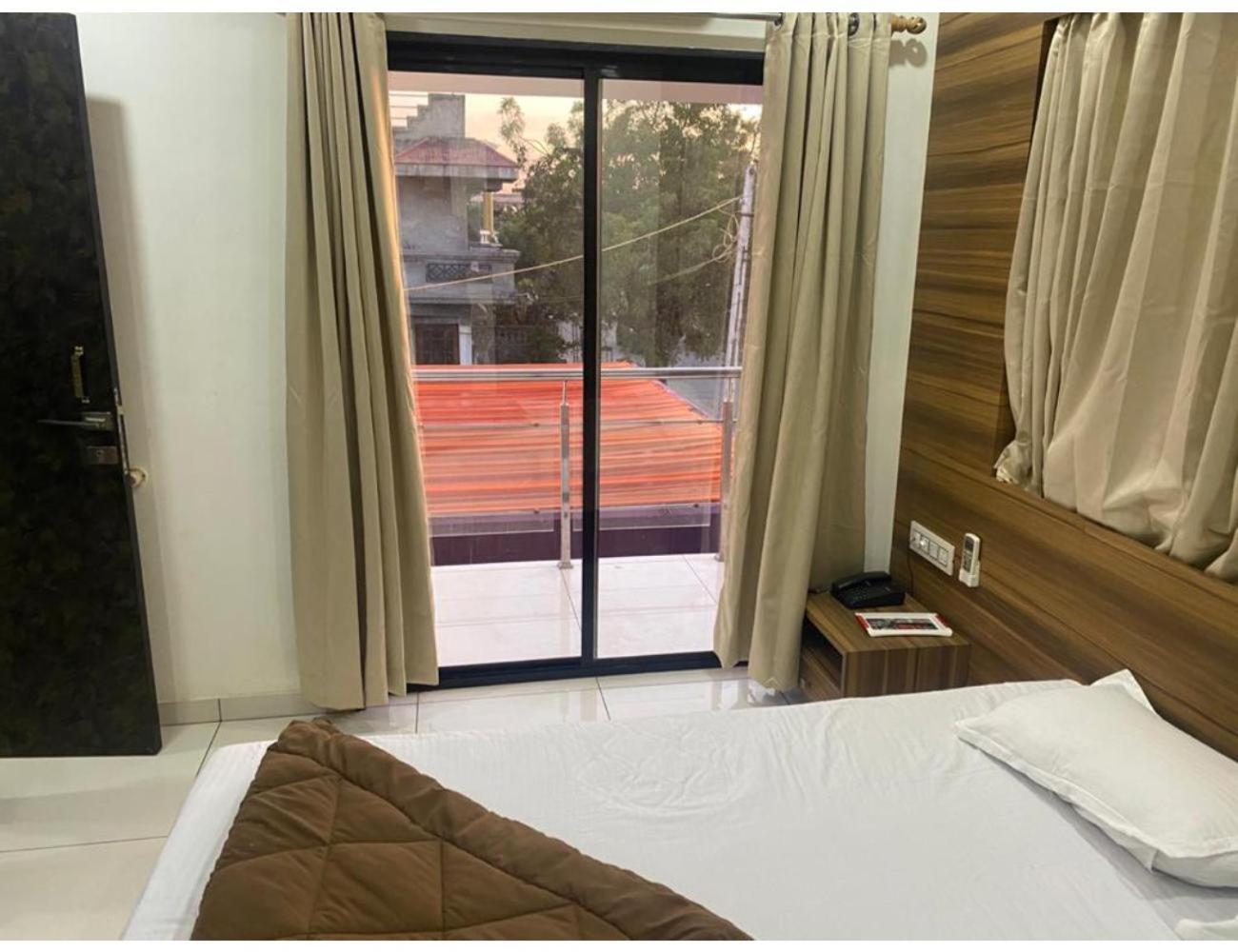 Deluxe Room photo 2