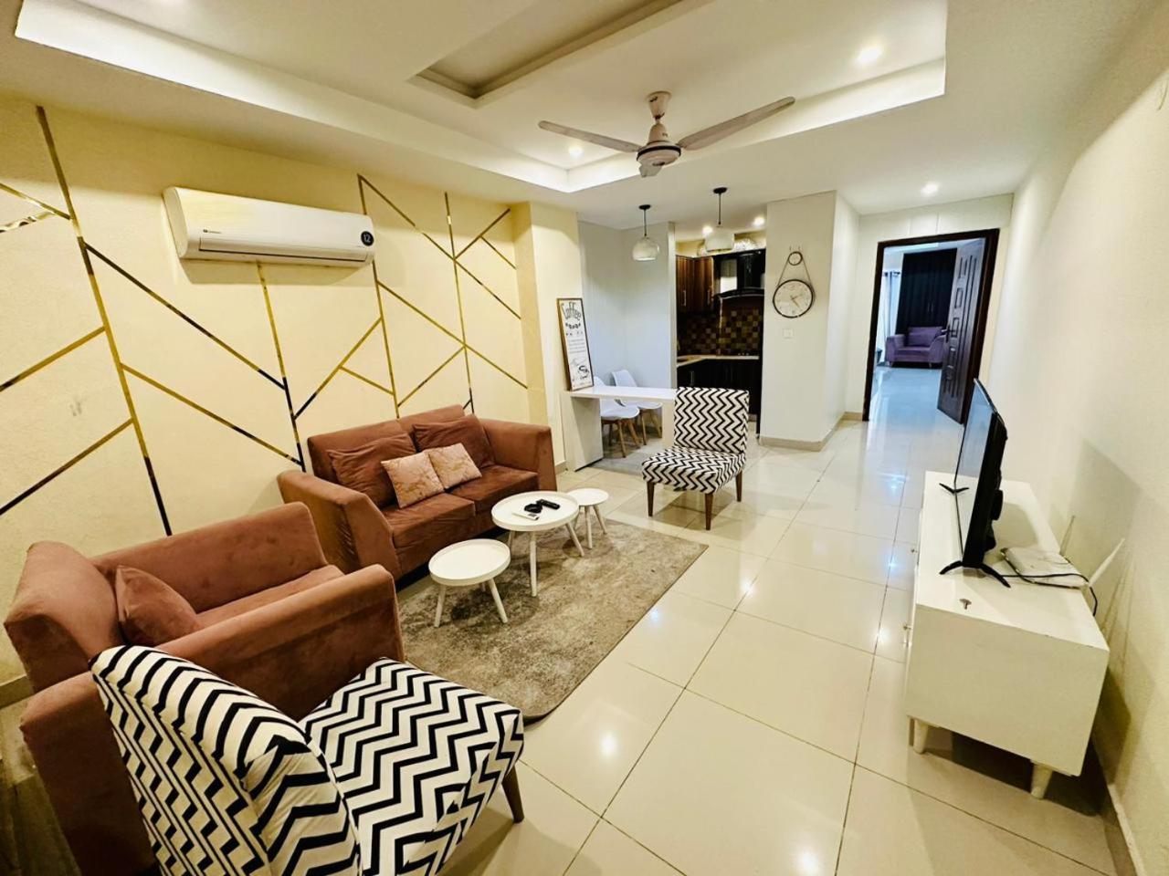Apartment photo 1