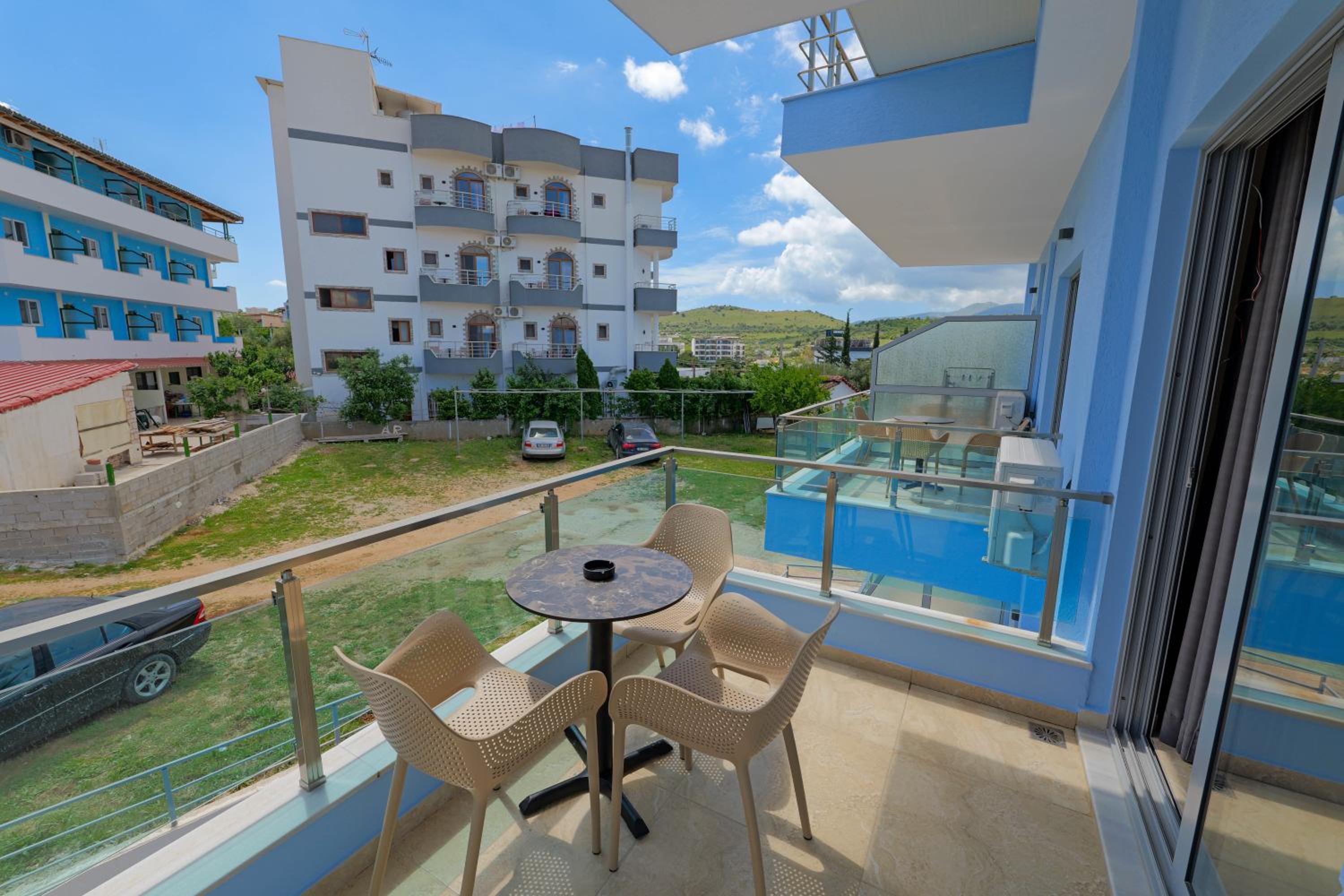 Triple Room with Garden View photo 2