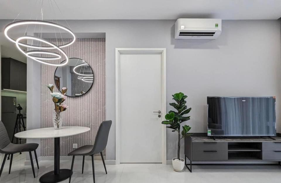 One-Bedroom Apartment - Photo 19