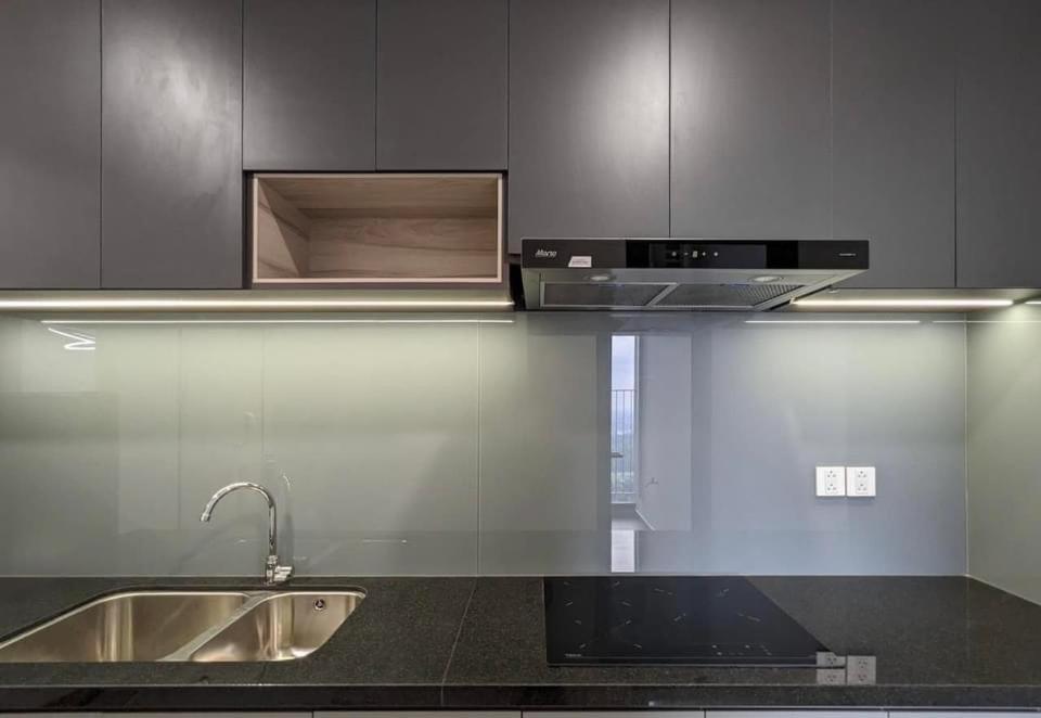 One-Bedroom Apartment - Photo 14