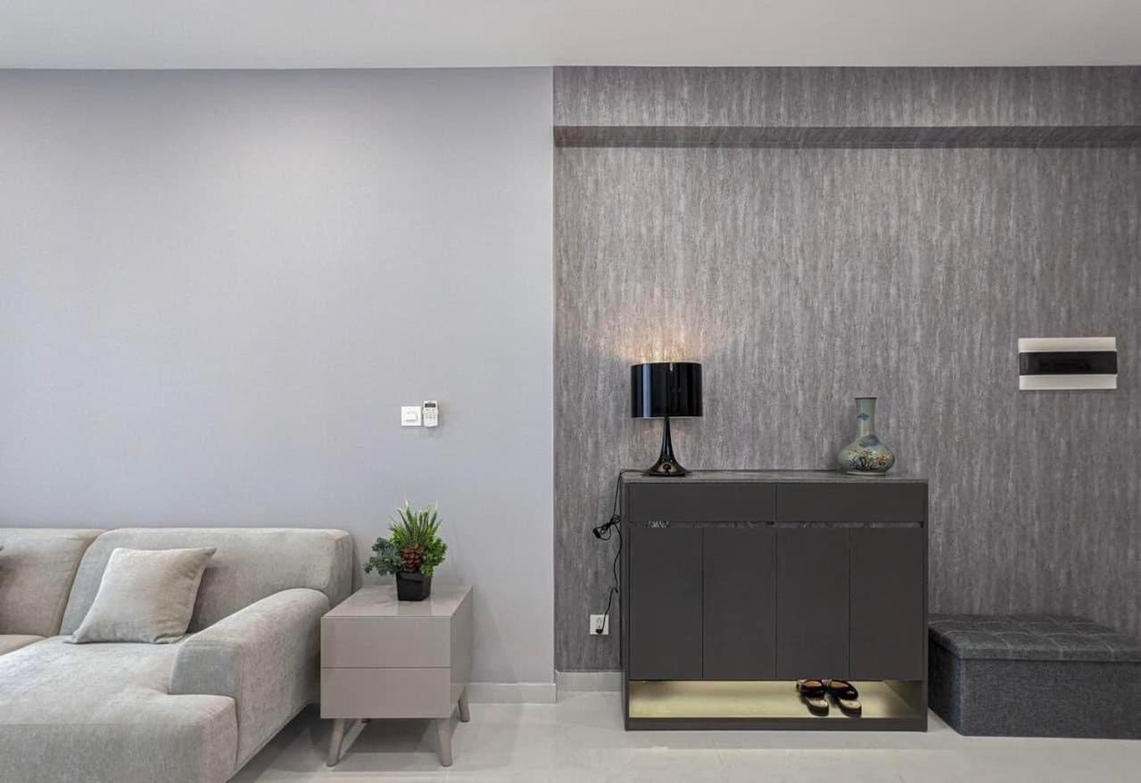 One-Bedroom Apartment - Photo 6