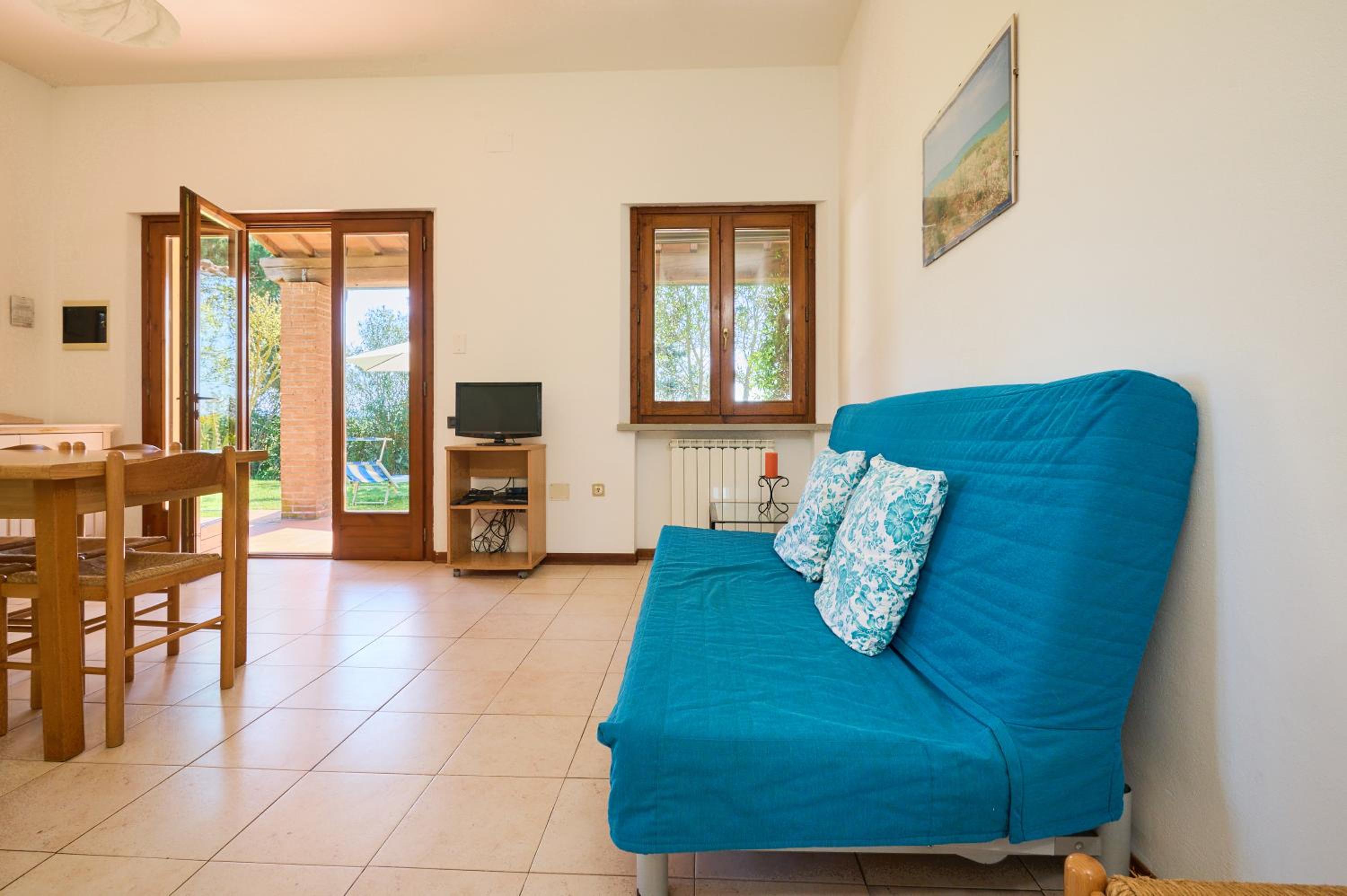 Two-Bedroom Deluxe Apartment with Garden View